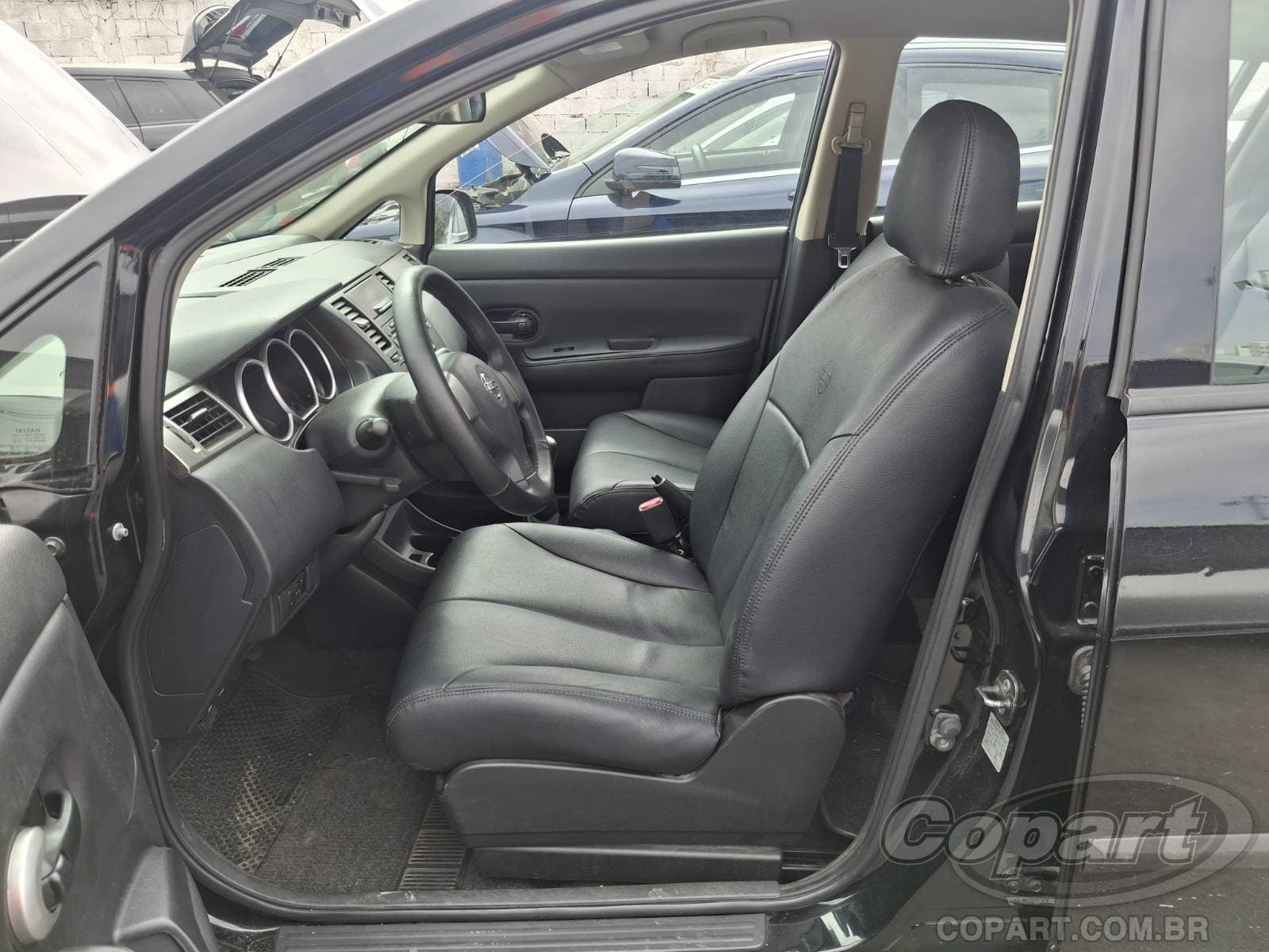 Nissan Tiida 2011 — foto 5