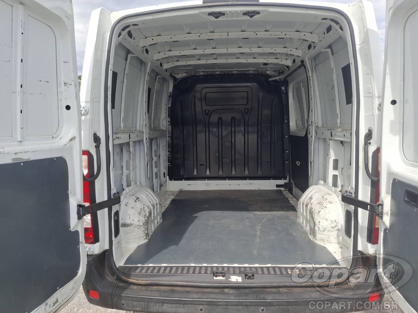 Renault Master Furgao 2017 — foto 6