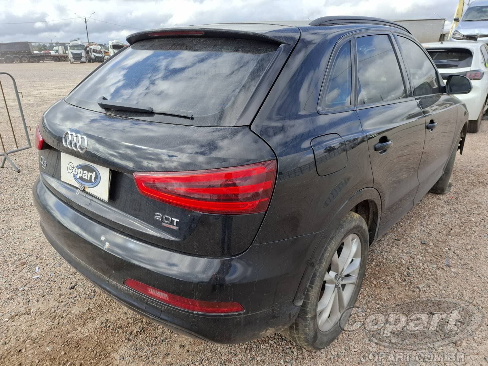 Audi Q3 2015 — foto 4