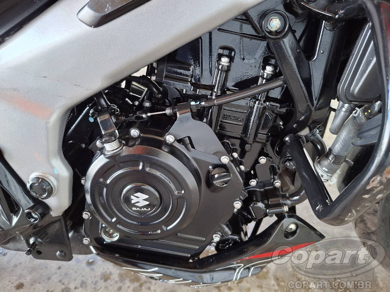 Bajaj Dominar 2026 — foto 5