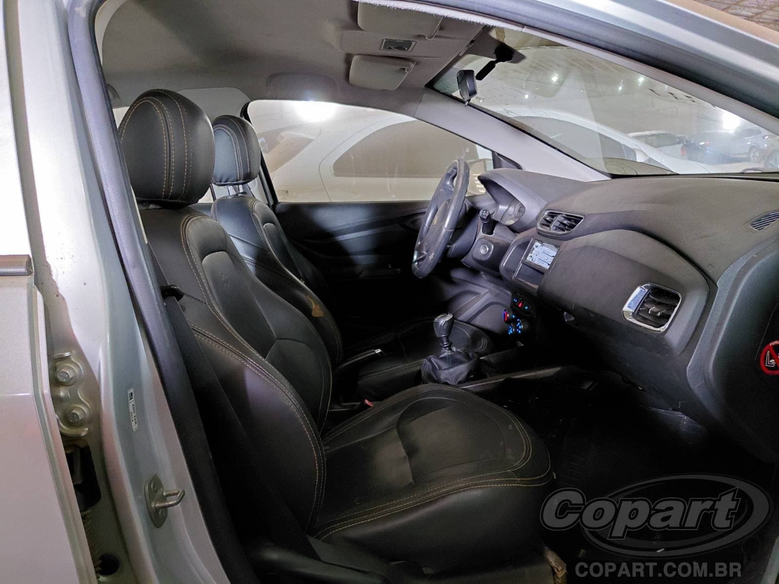 Chevrolet Onix 2014 — foto 5