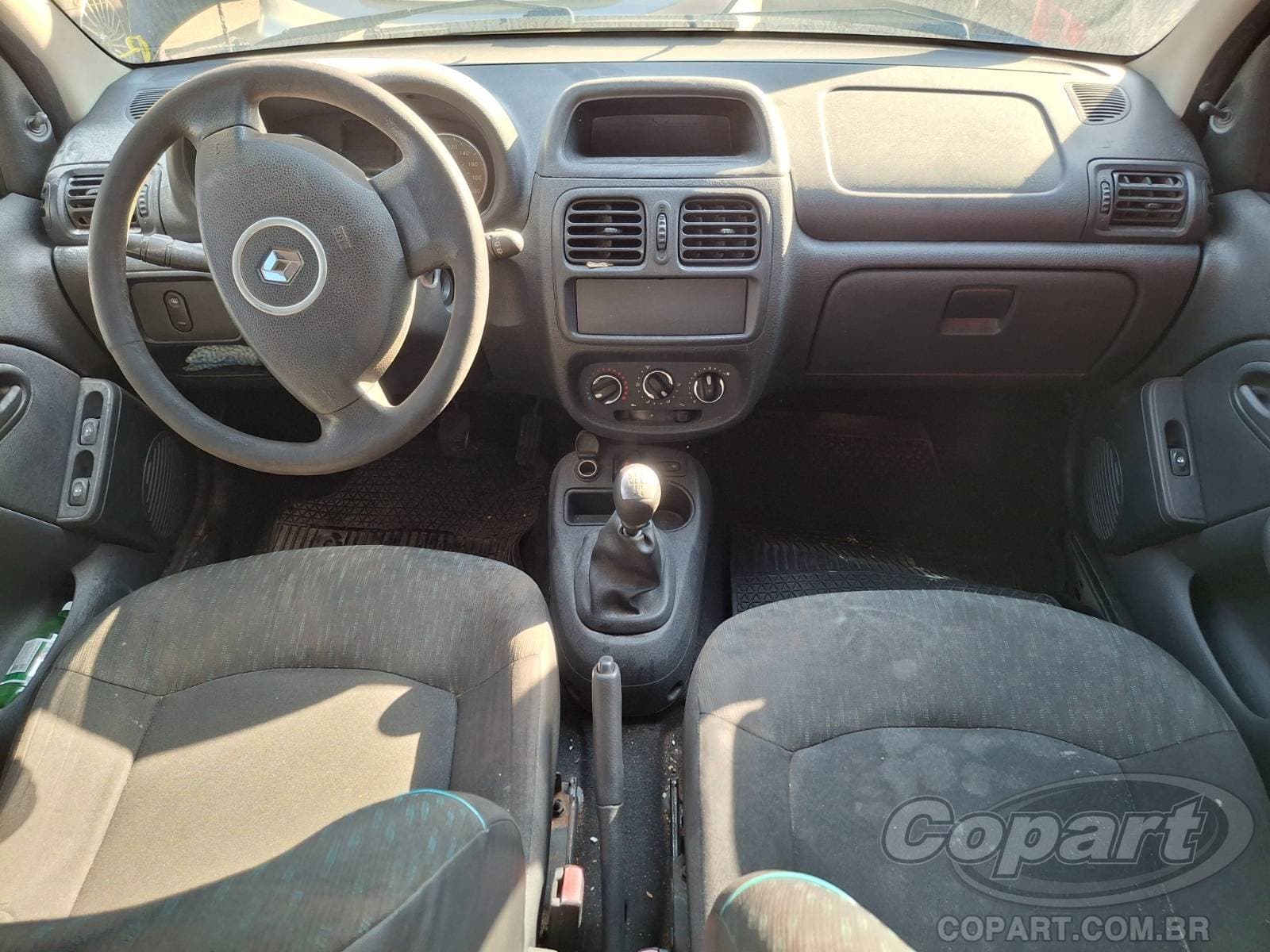 Renault Clio 2016 — foto 9