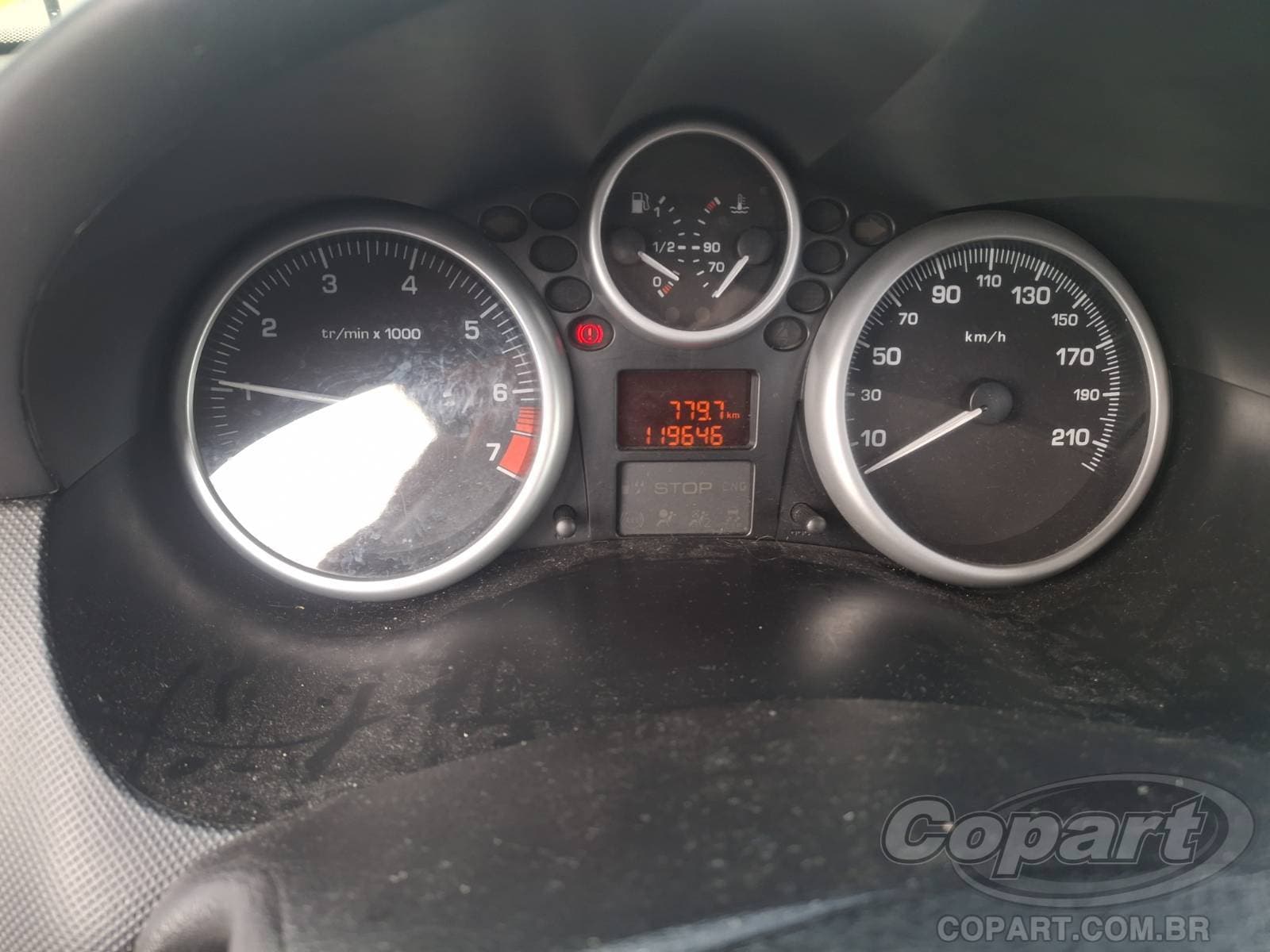 Peugeot 207 2011 — foto 8