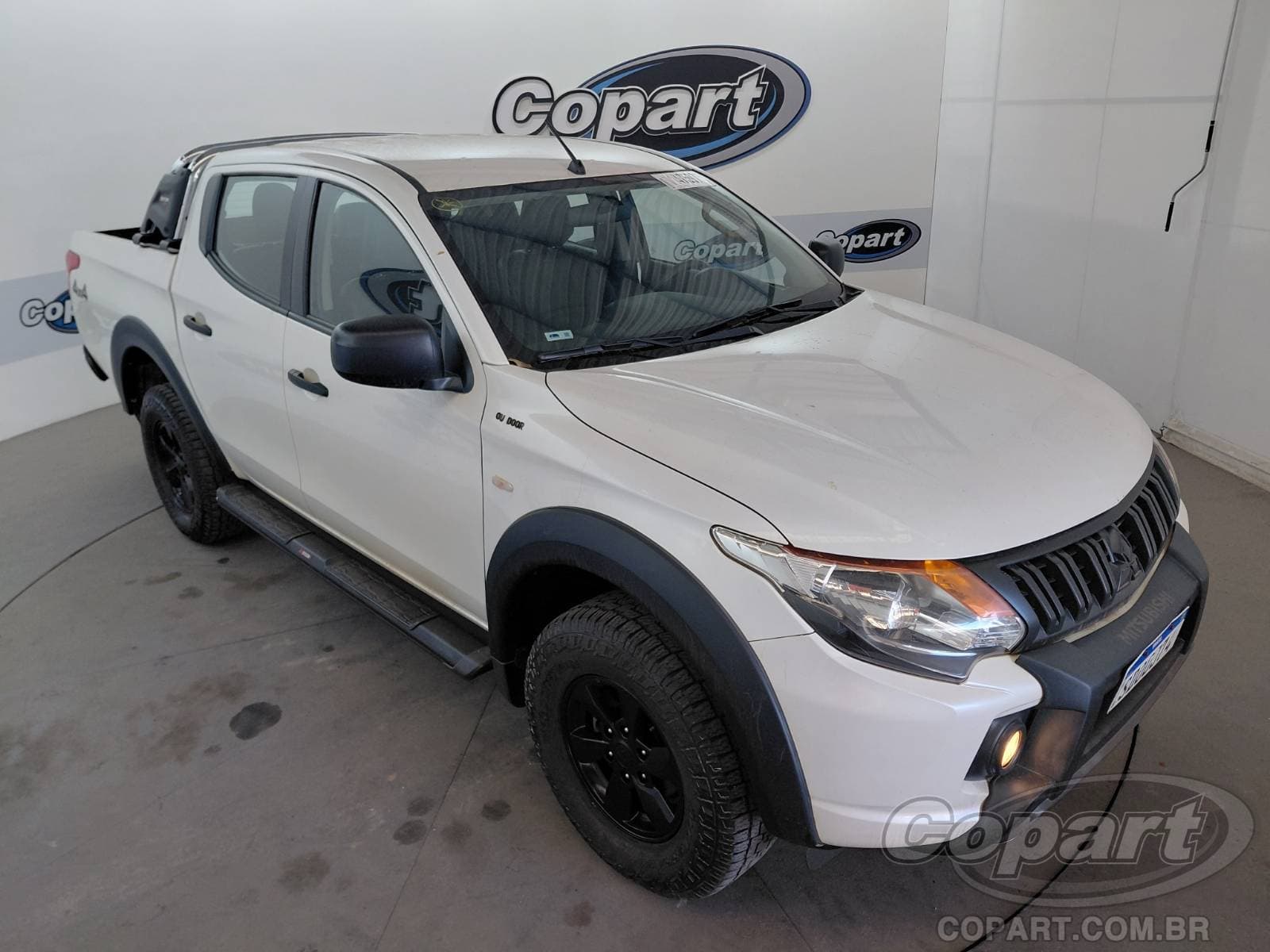 Mitsubishi L200 Triton 2.4 16V MIVEC TURBO 2025