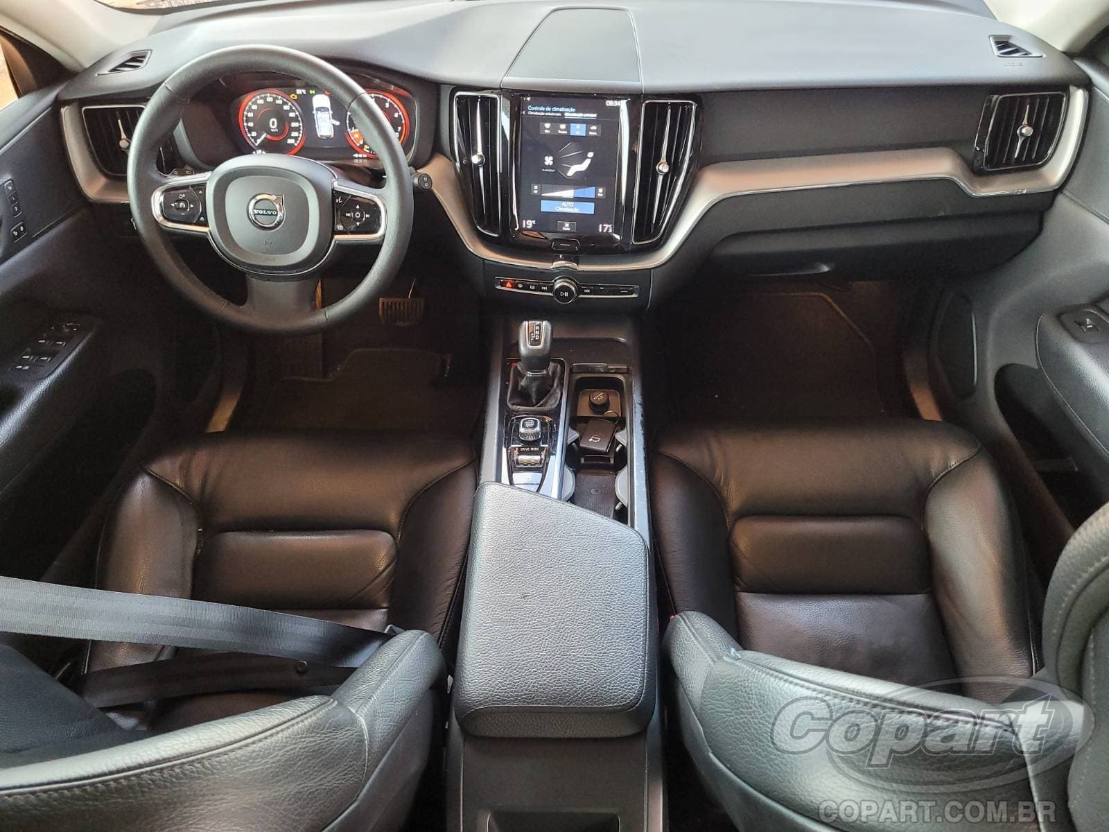 Volvo Xc60 2020 — foto 9