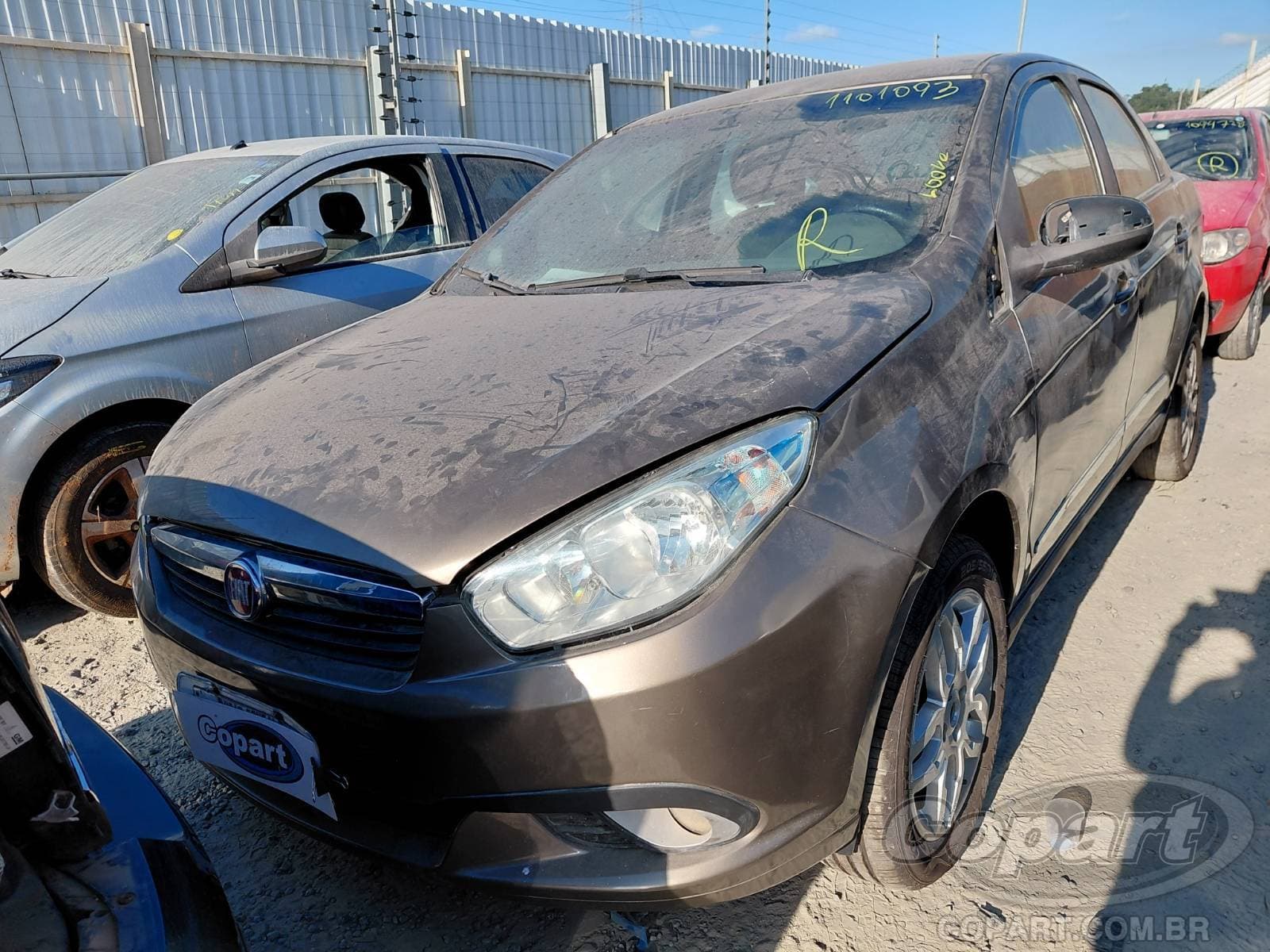 Fiat Grand Siena 2015 — foto 2