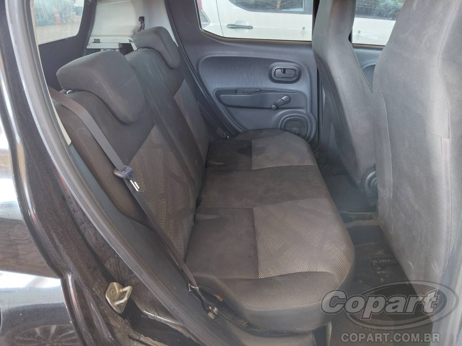 Fiat Mobi 2018 — foto 6