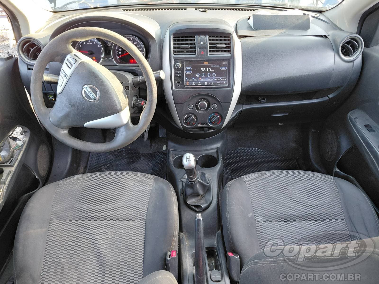 Nissan Versa 2020 — foto 9