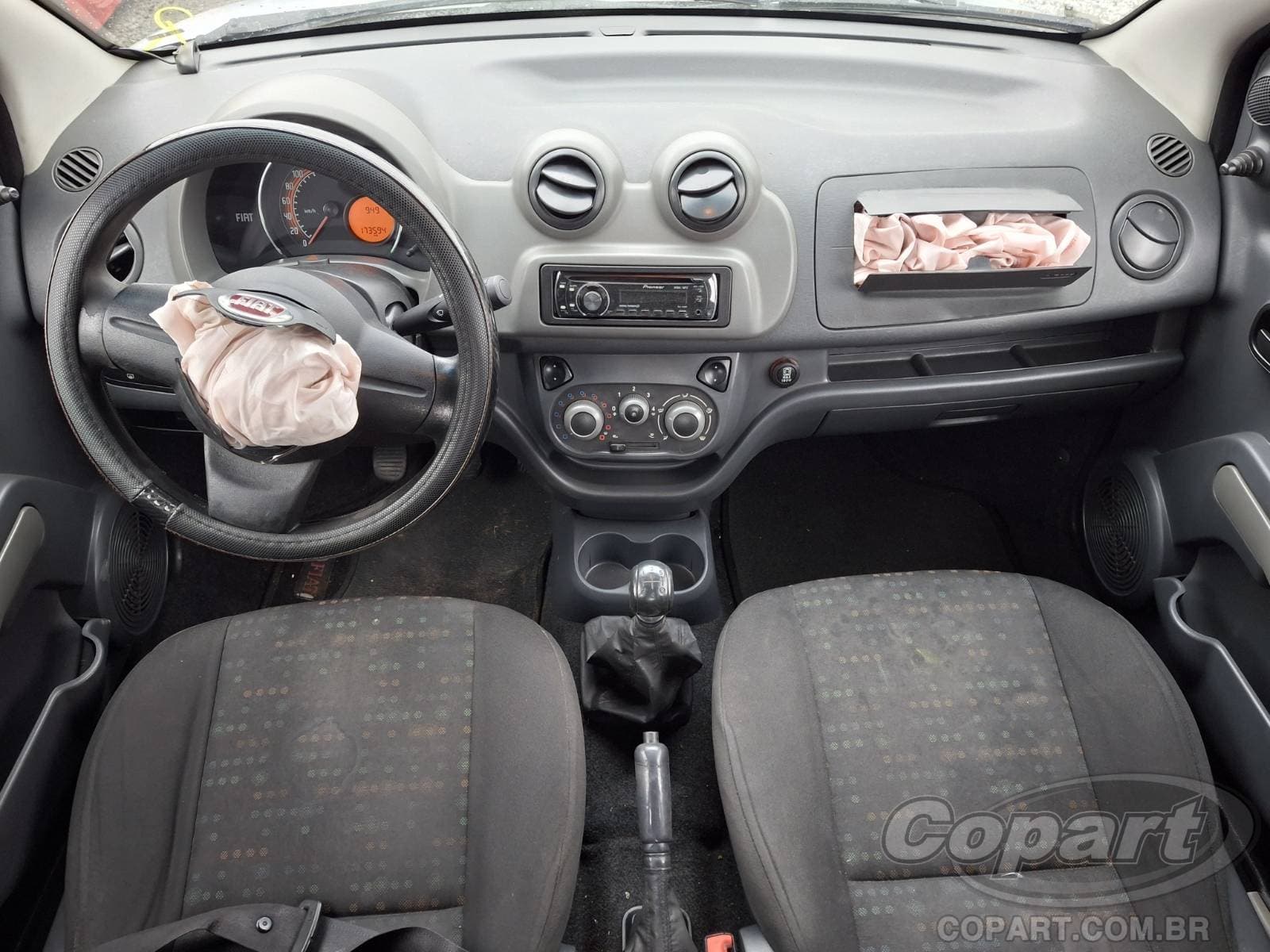 Fiat UNO 2016 — foto 9