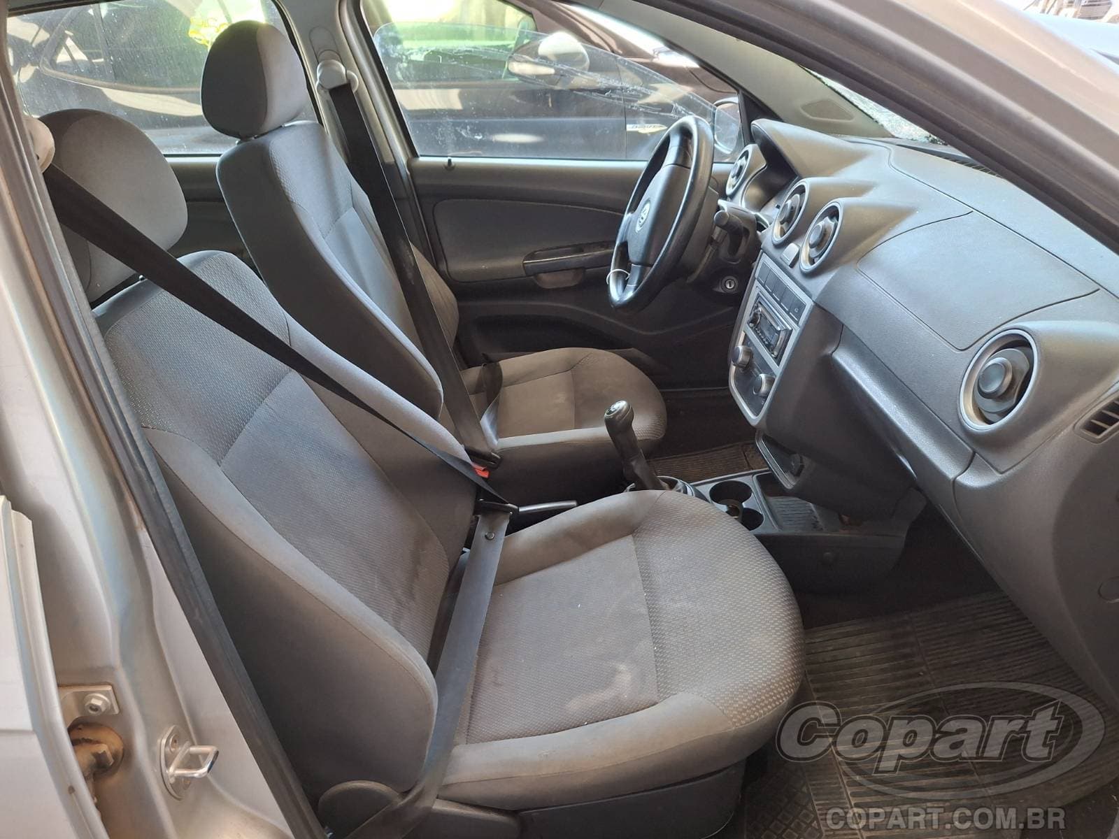 Volkswagen Voyage 2011 — foto 5
