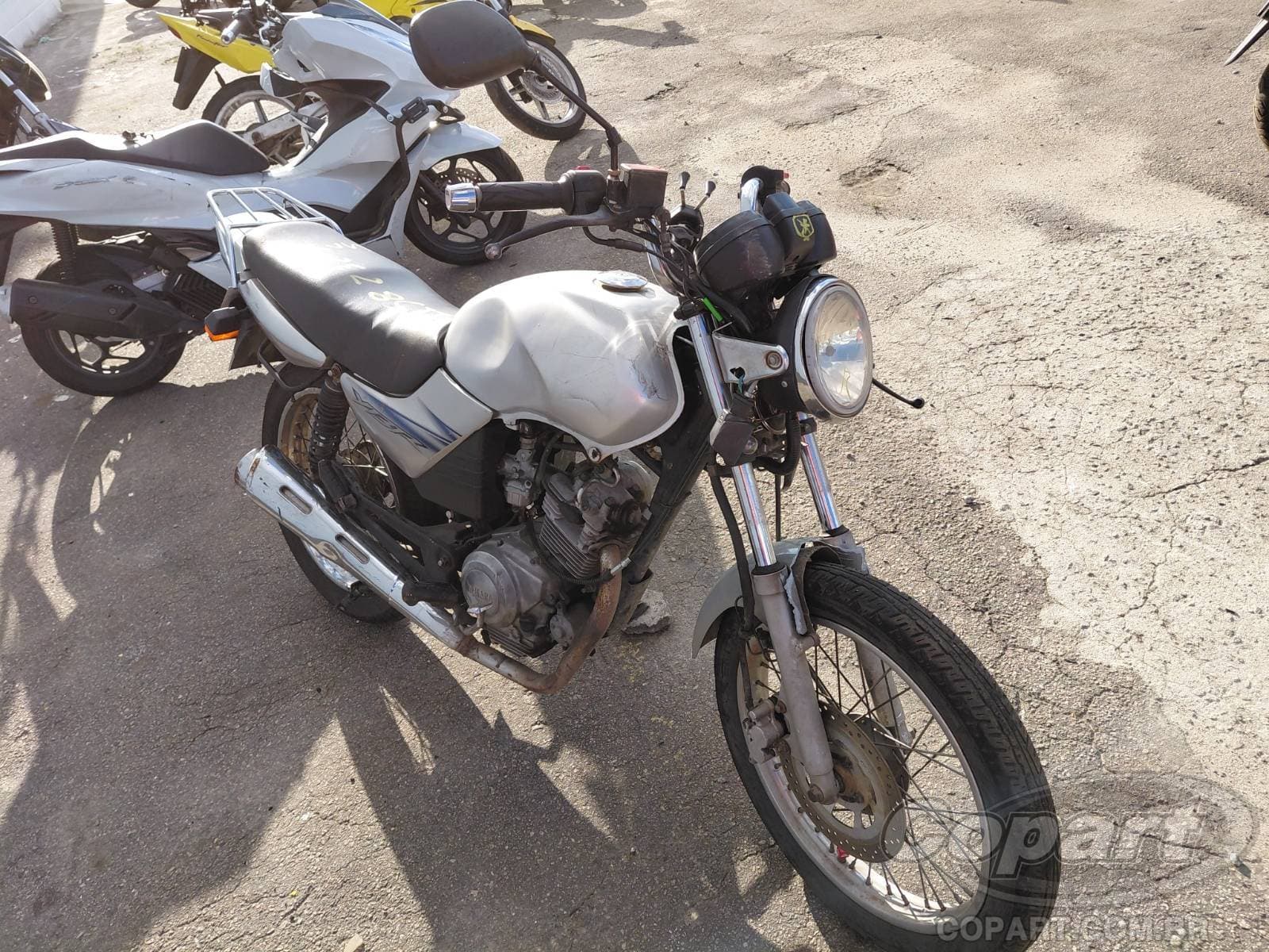 Yamaha YBR 125 2006 — foto 1
