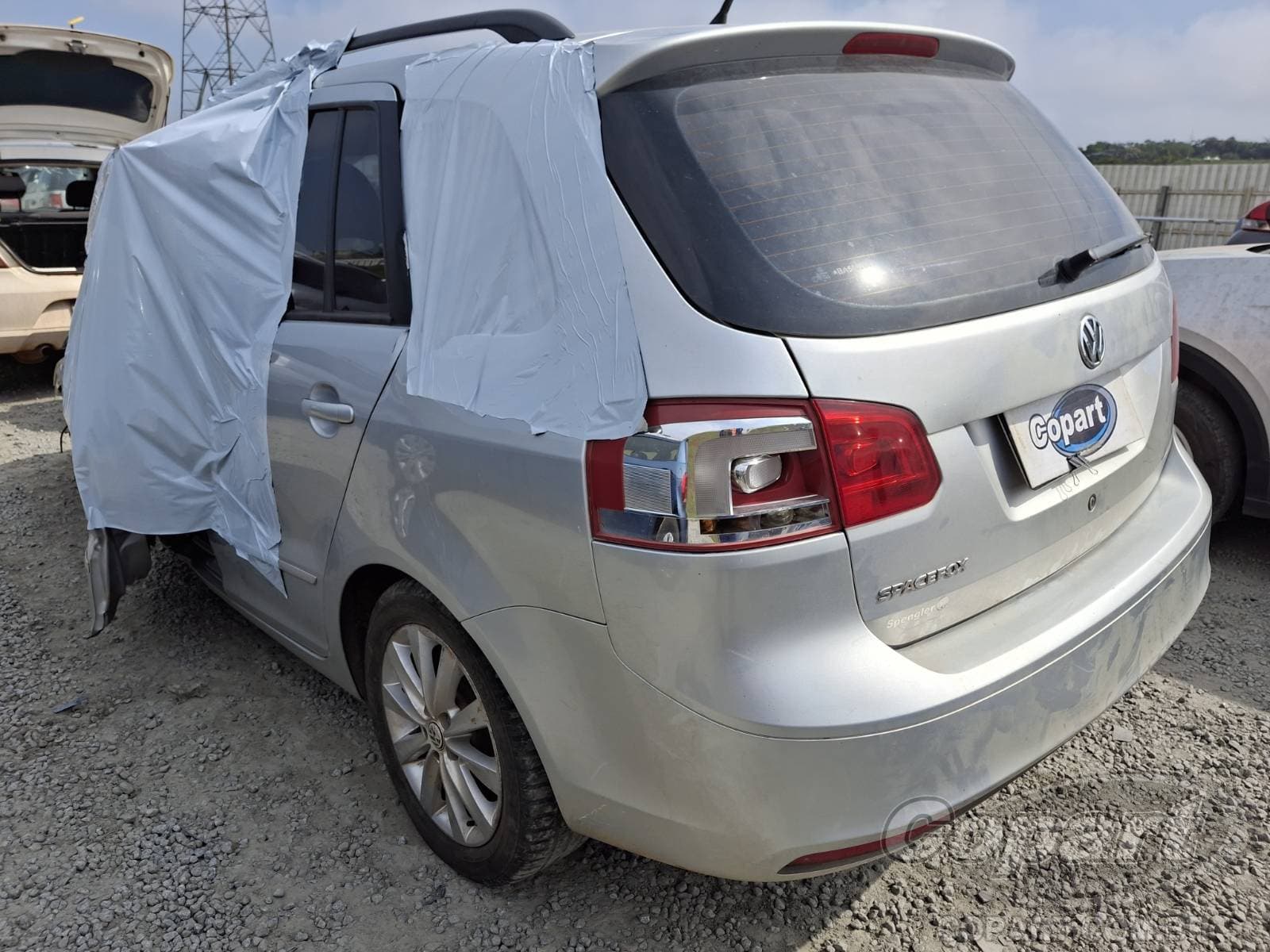 Volkswagen Spacefox 2011 — foto 3