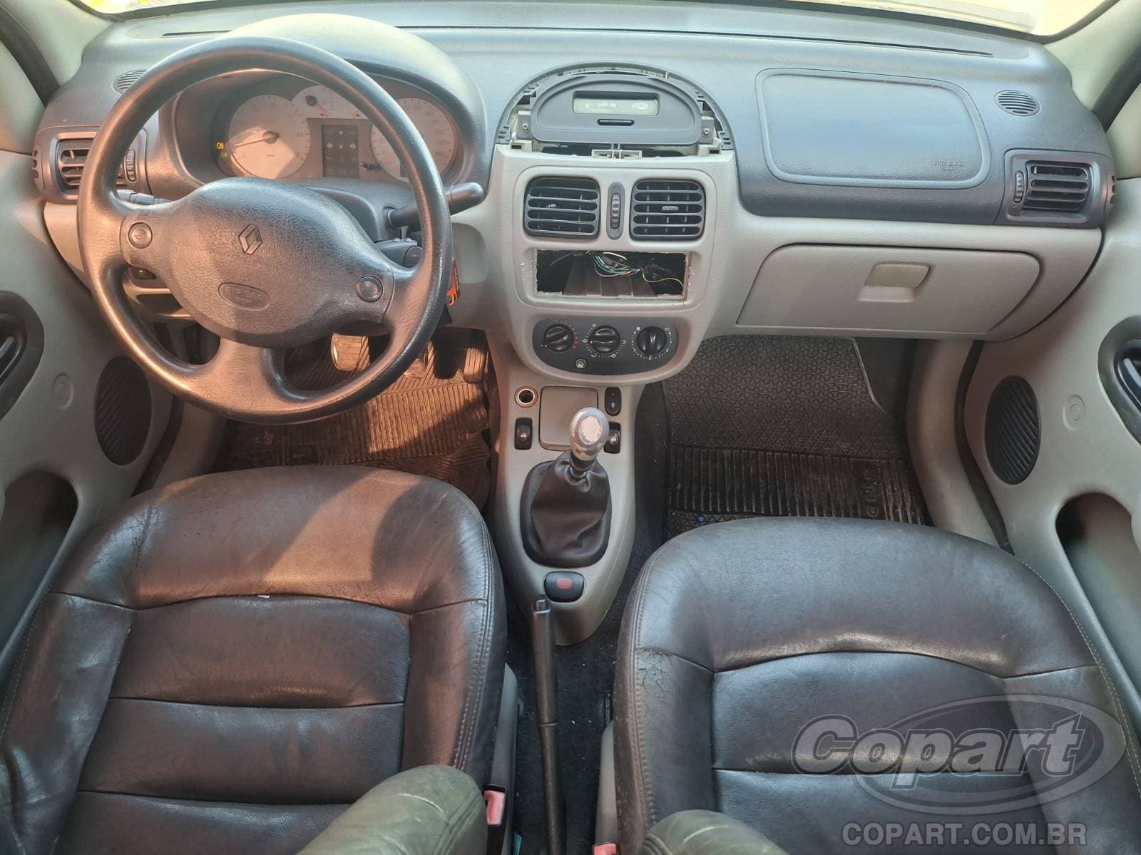 Renault Clio Sedan 2003 — foto 9