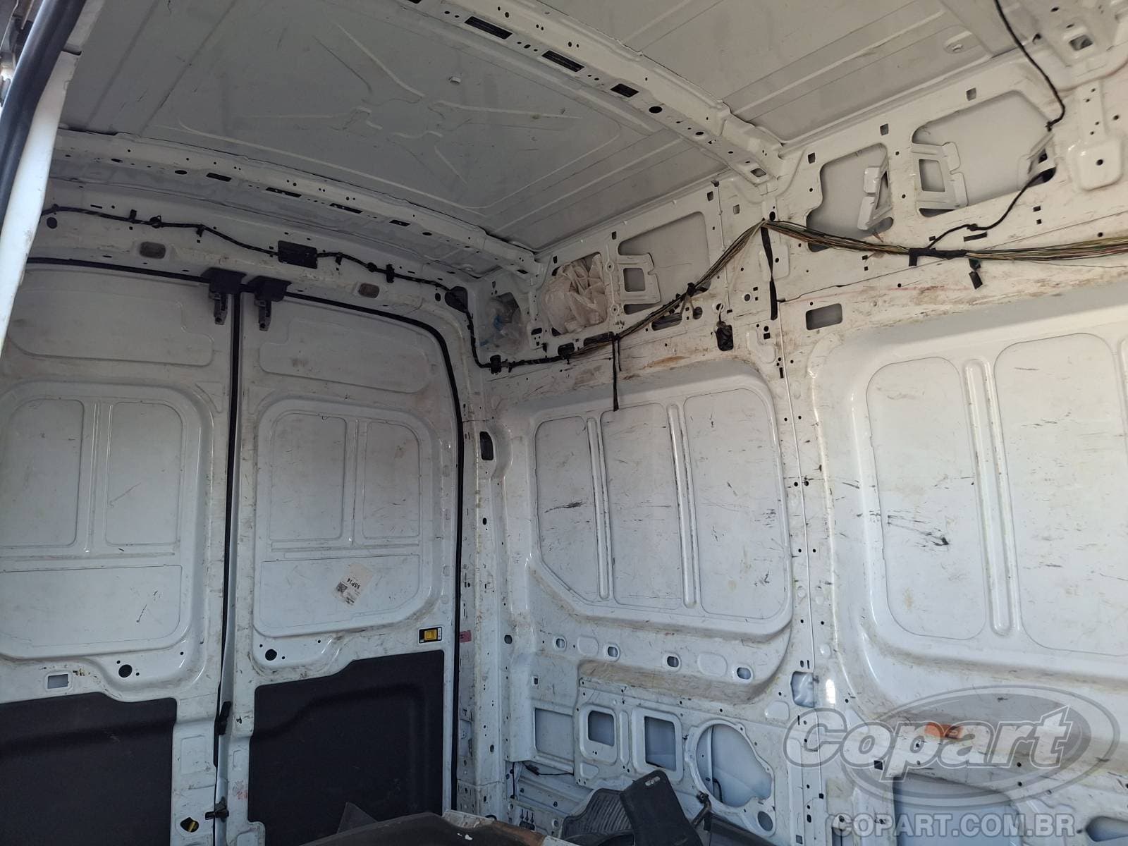 Ford Transit Furgao 2023 — foto 6