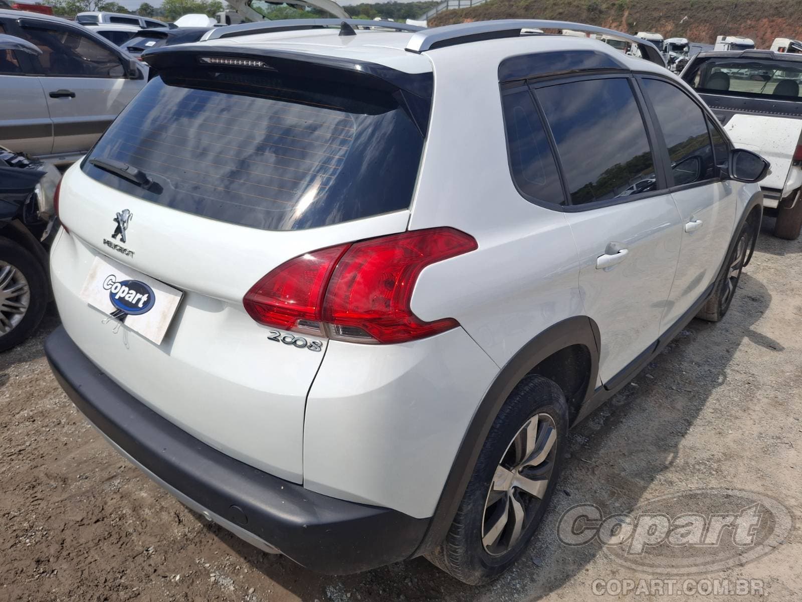 Peugeot 2008 2019 — foto 4