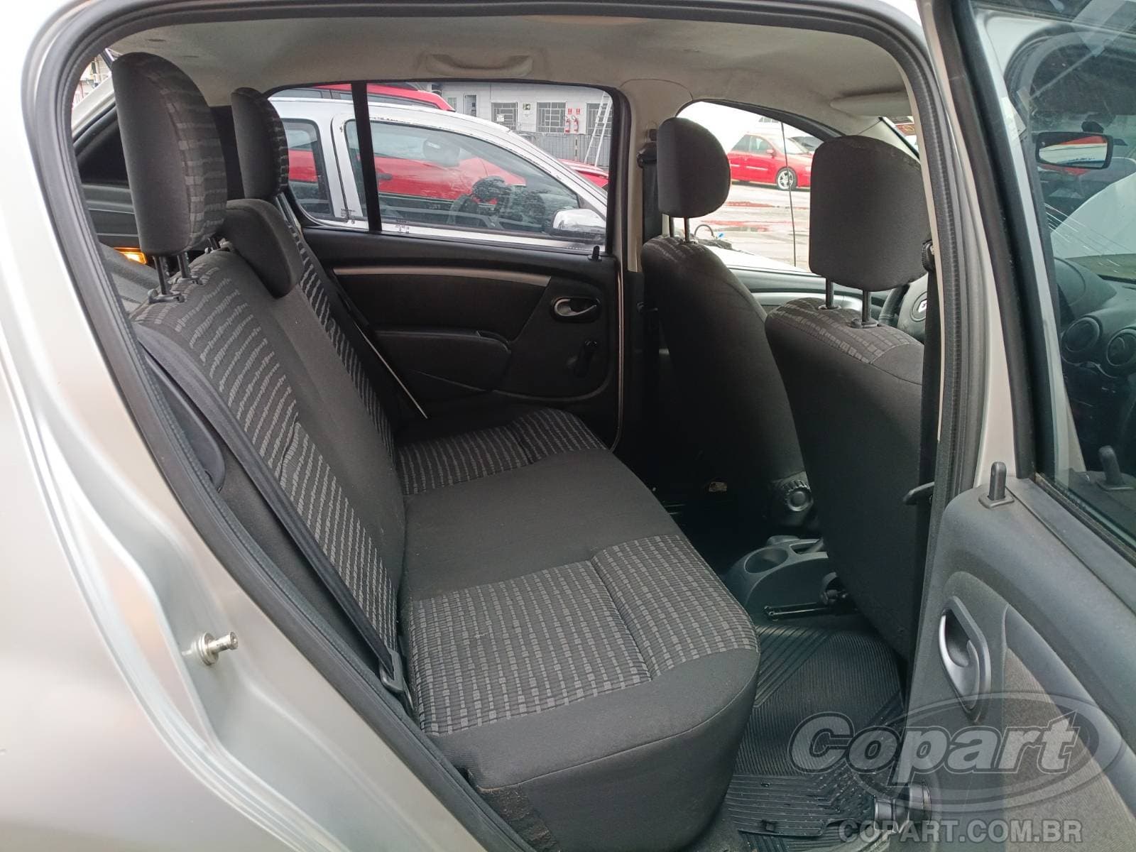 Renault Sandero 2013 — foto 6