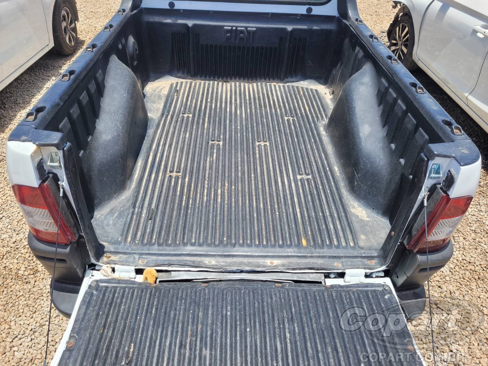 Fiat Strada 2010 — foto 6