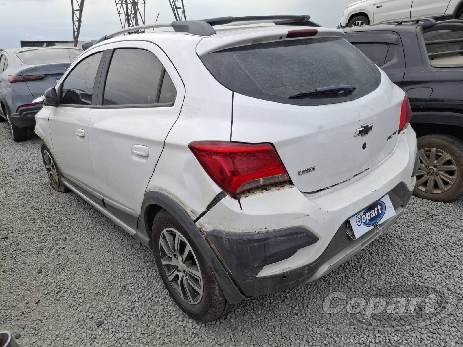 Chevrolet Onix 2018 — foto 3