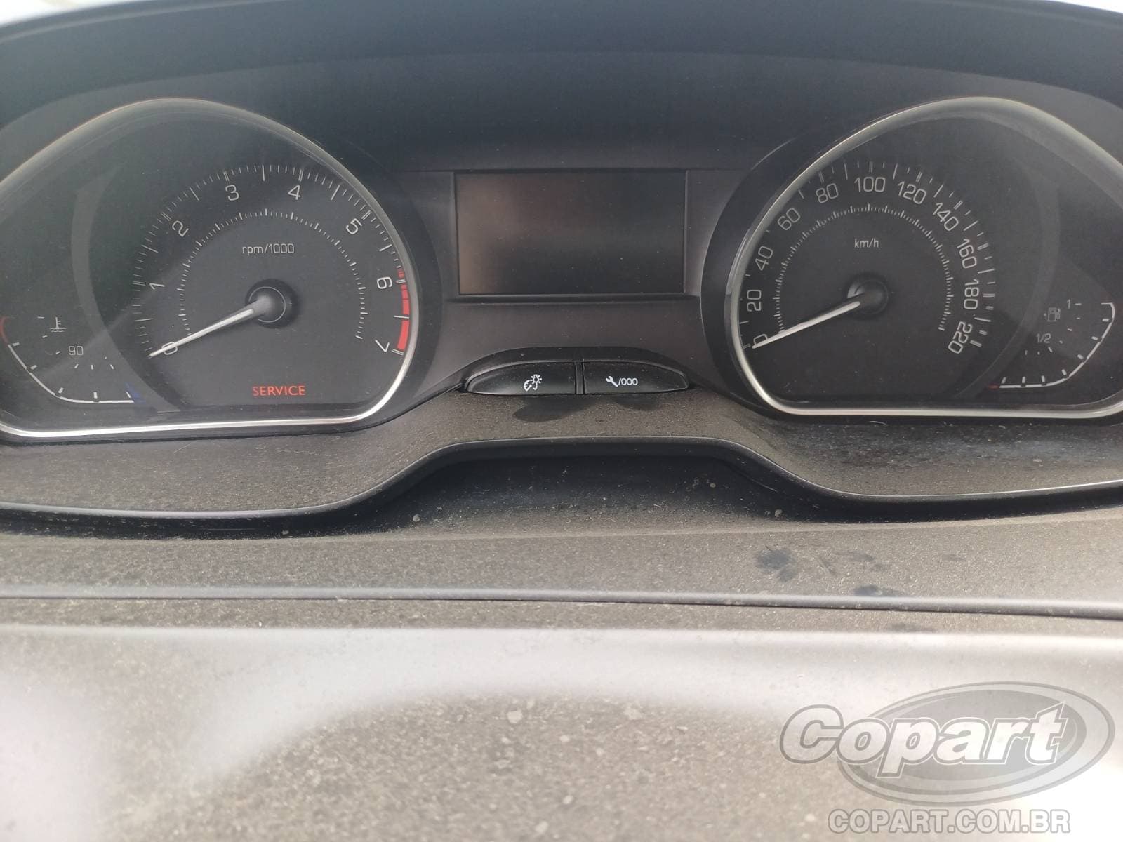Peugeot 2008 2017 — foto 8