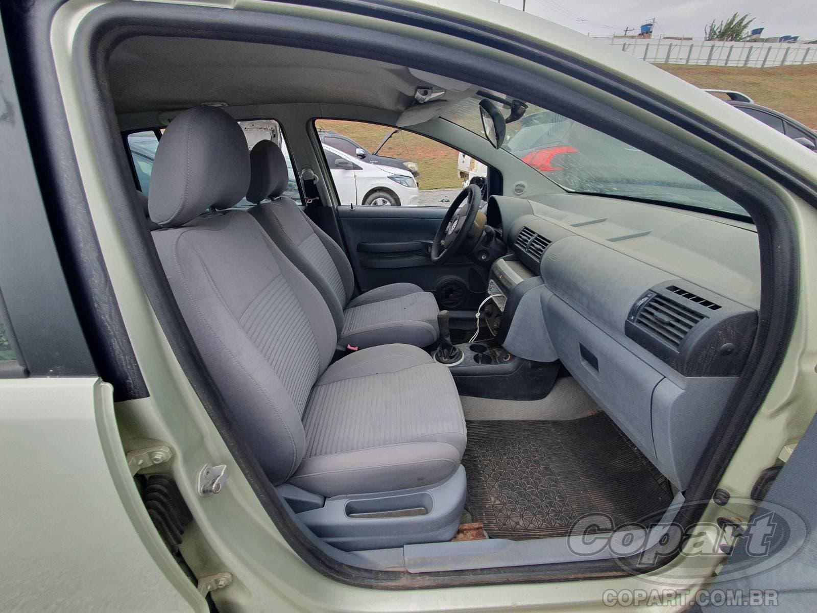 Volkswagen Spacefox 2009 — foto 5