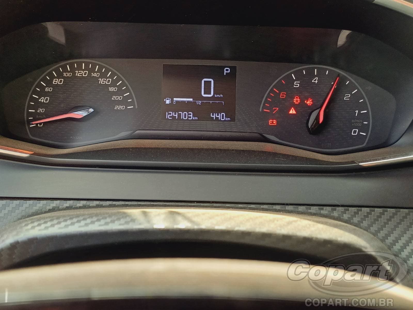 Peugeot 208 2021 — foto 8