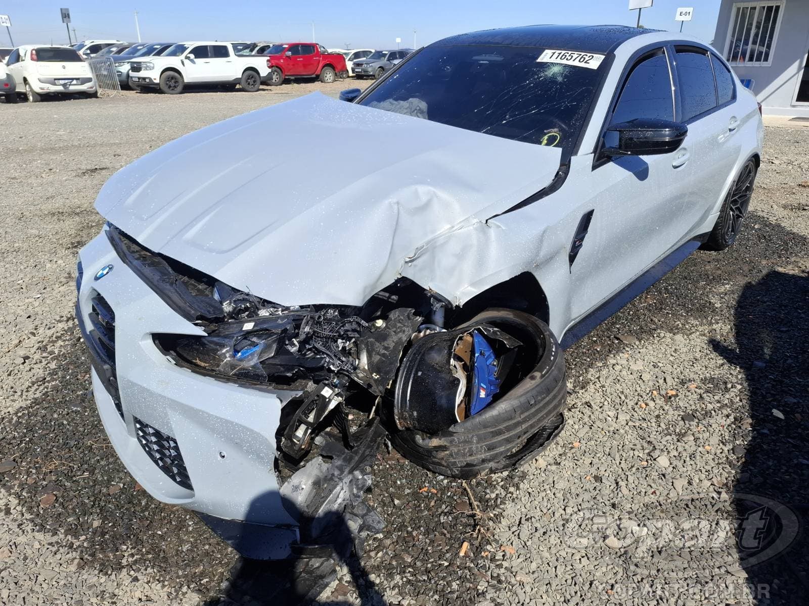 BMW M3 2023 — foto 2