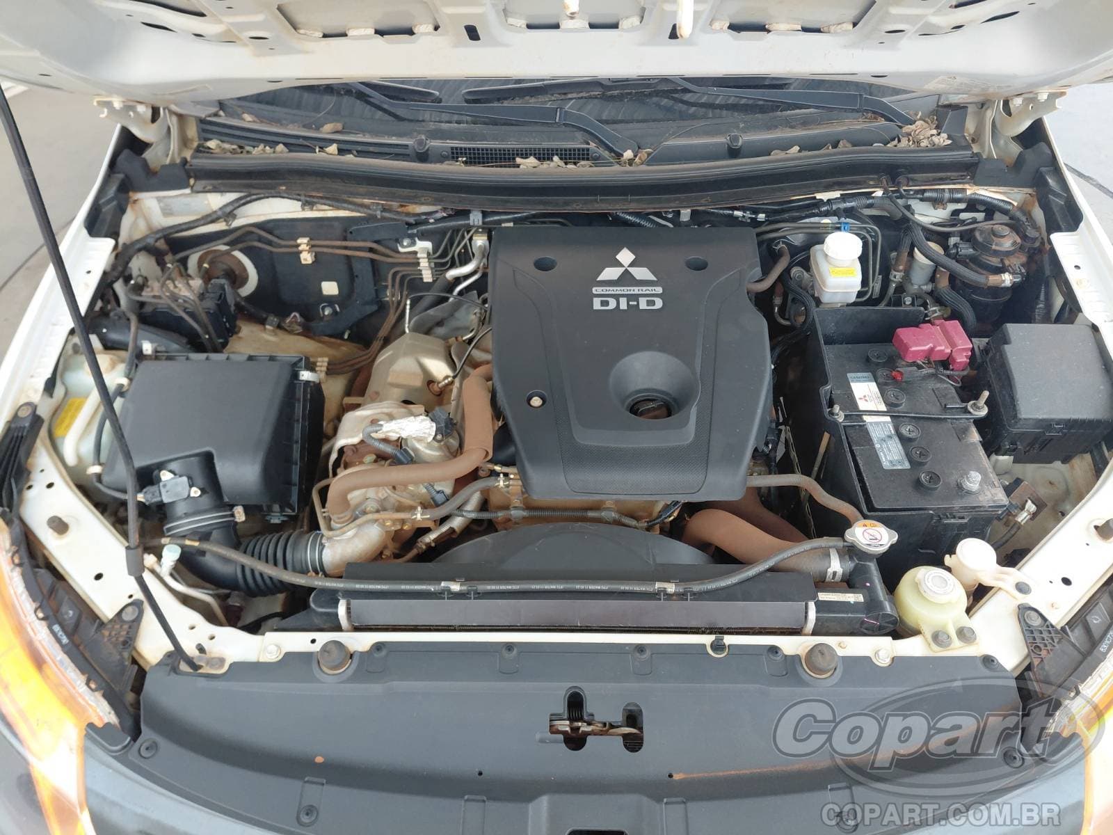 Mitsubishi L200 Triton 2025 — foto 7