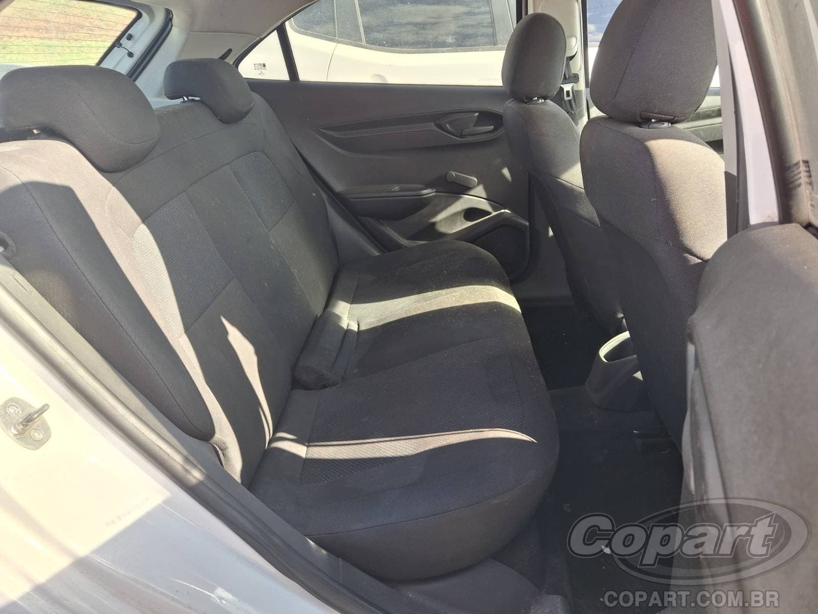 Chevrolet Onix 2018 — foto 6