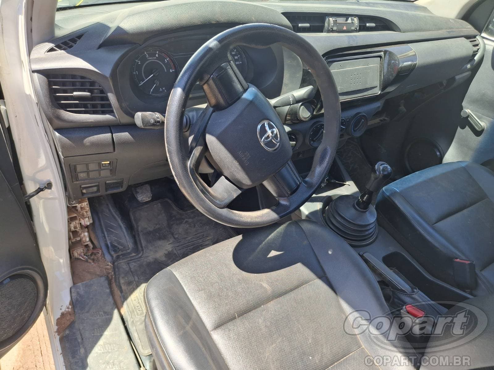 Toyota Hilux CS 2022 — foto 9