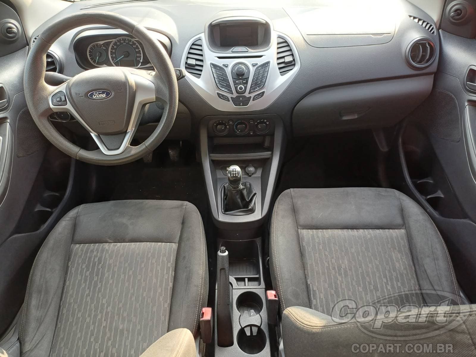 Ford KA 2015 — foto 9