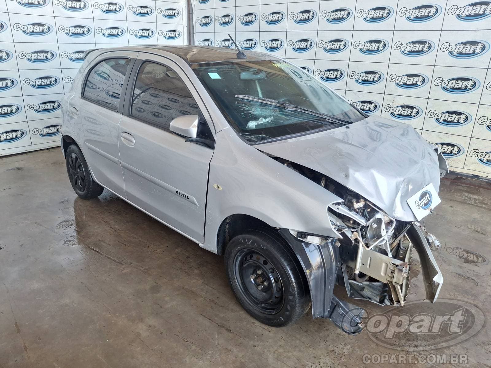 Toyota Etios 1.3 16V DUAL VVT-I 2020