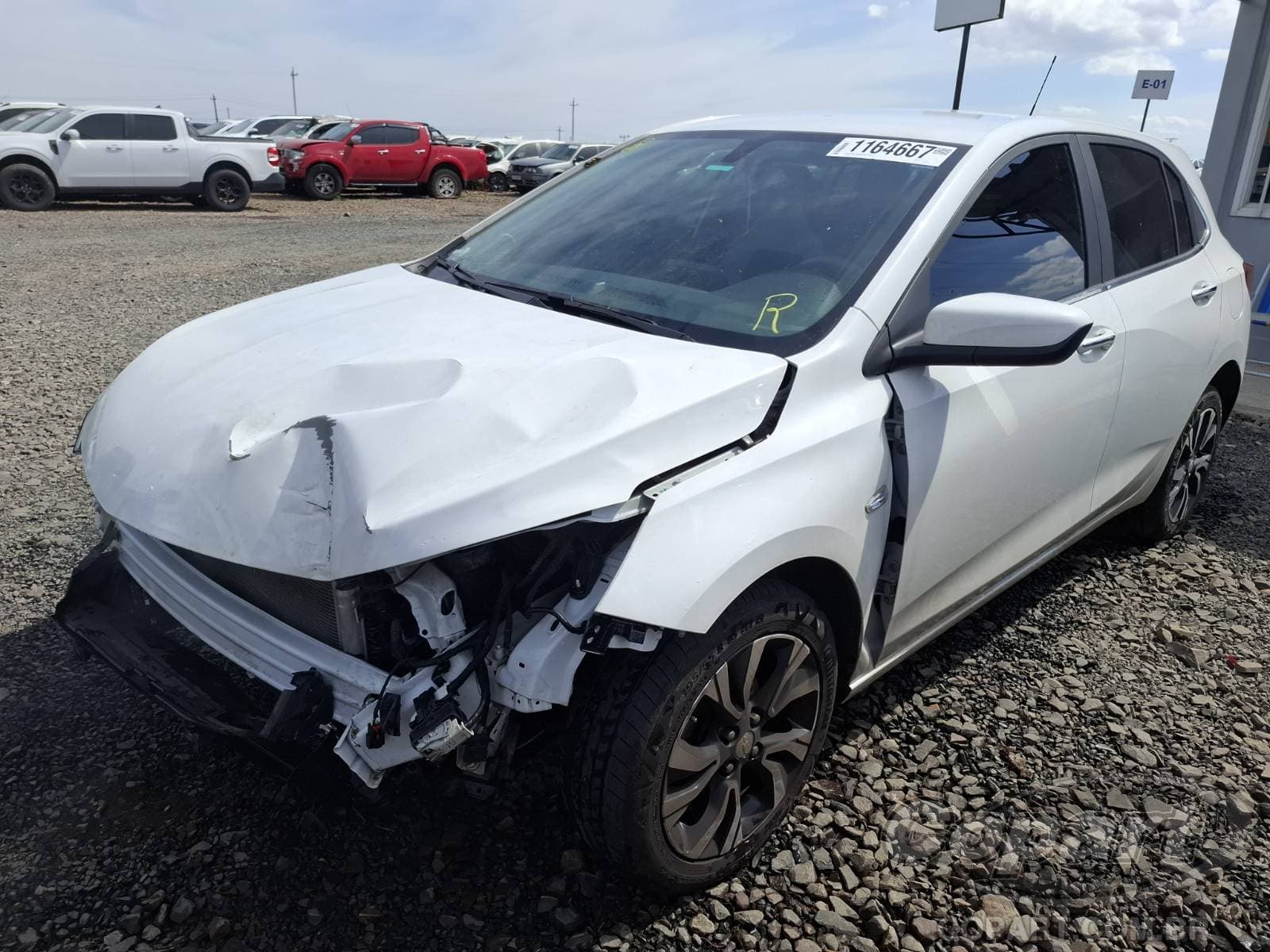 Chevrolet Onix 2023 — foto 2
