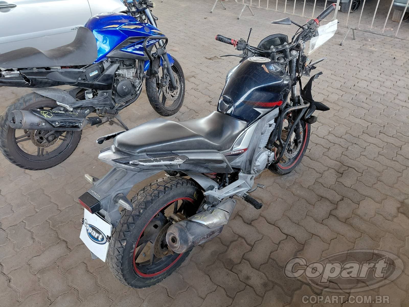 Honda CB 250 F 2018 — foto 4