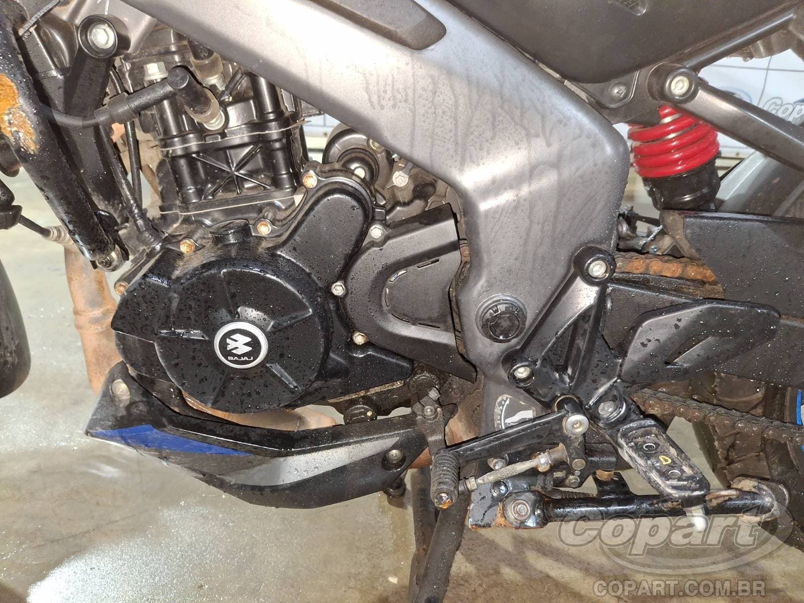 Bajaj Dominar 2026 — foto 6