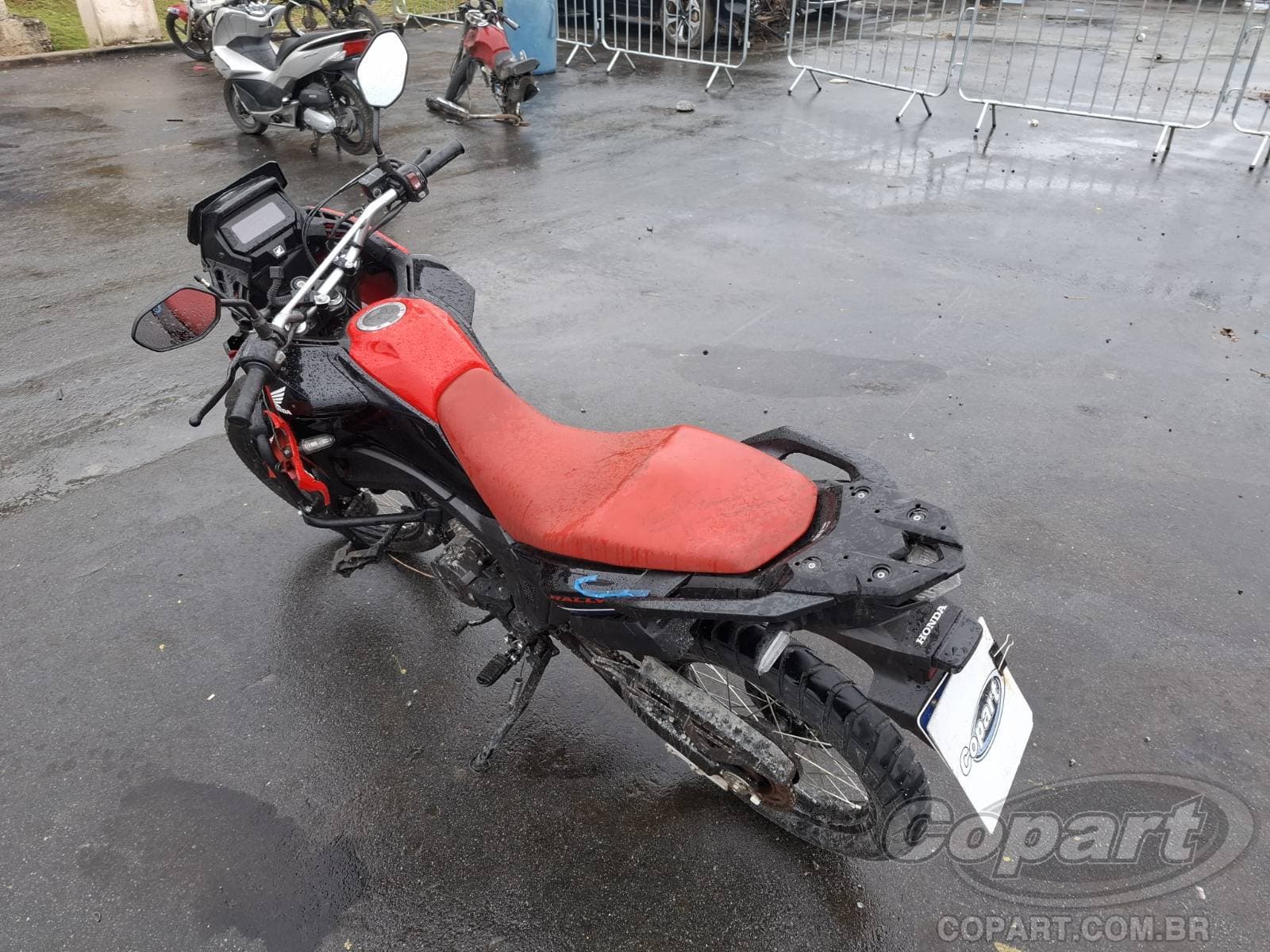 Honda XRE Sahara 300 2026 — foto 3