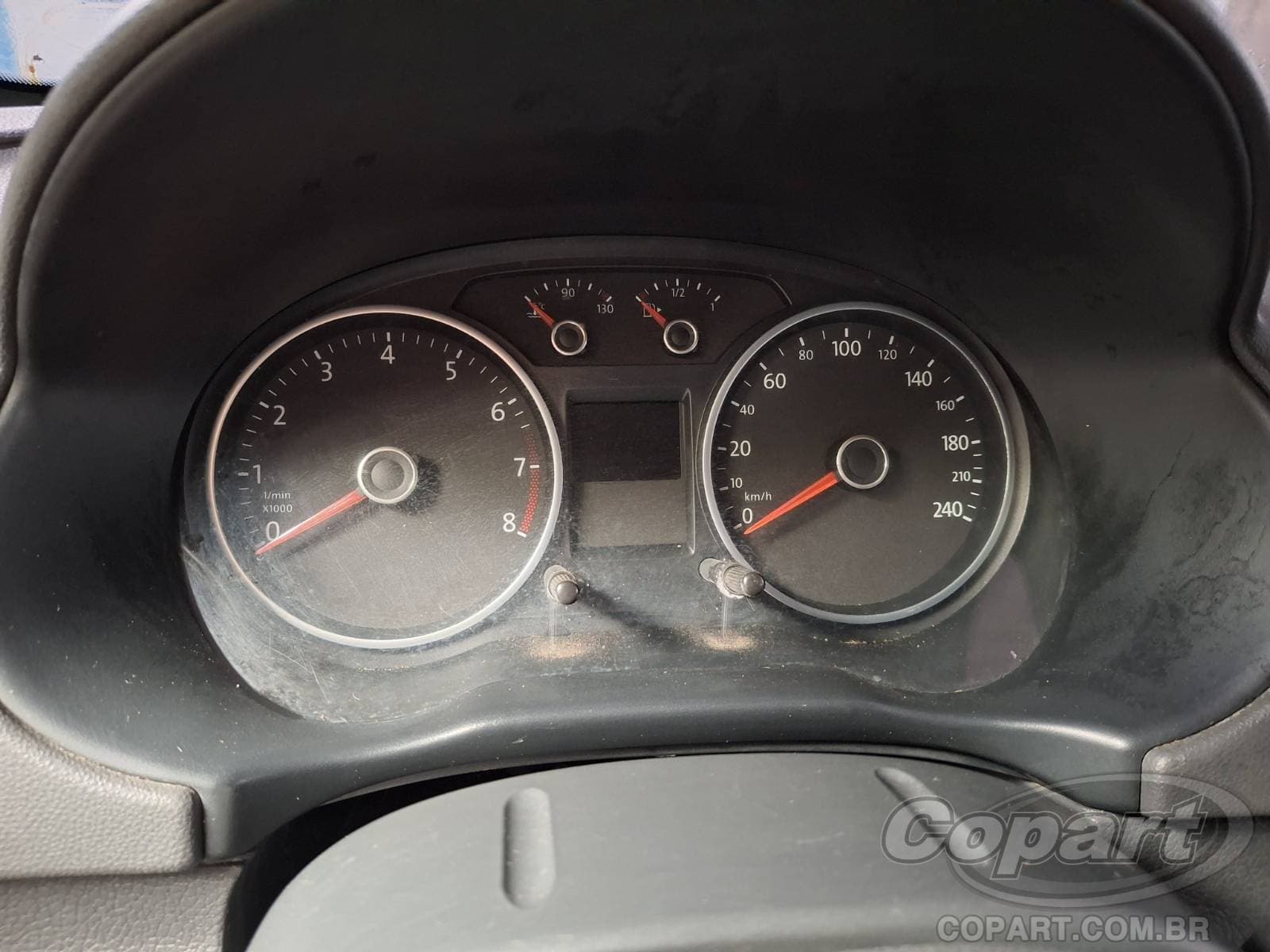 Volkswagen Voyage 2014 — foto 8