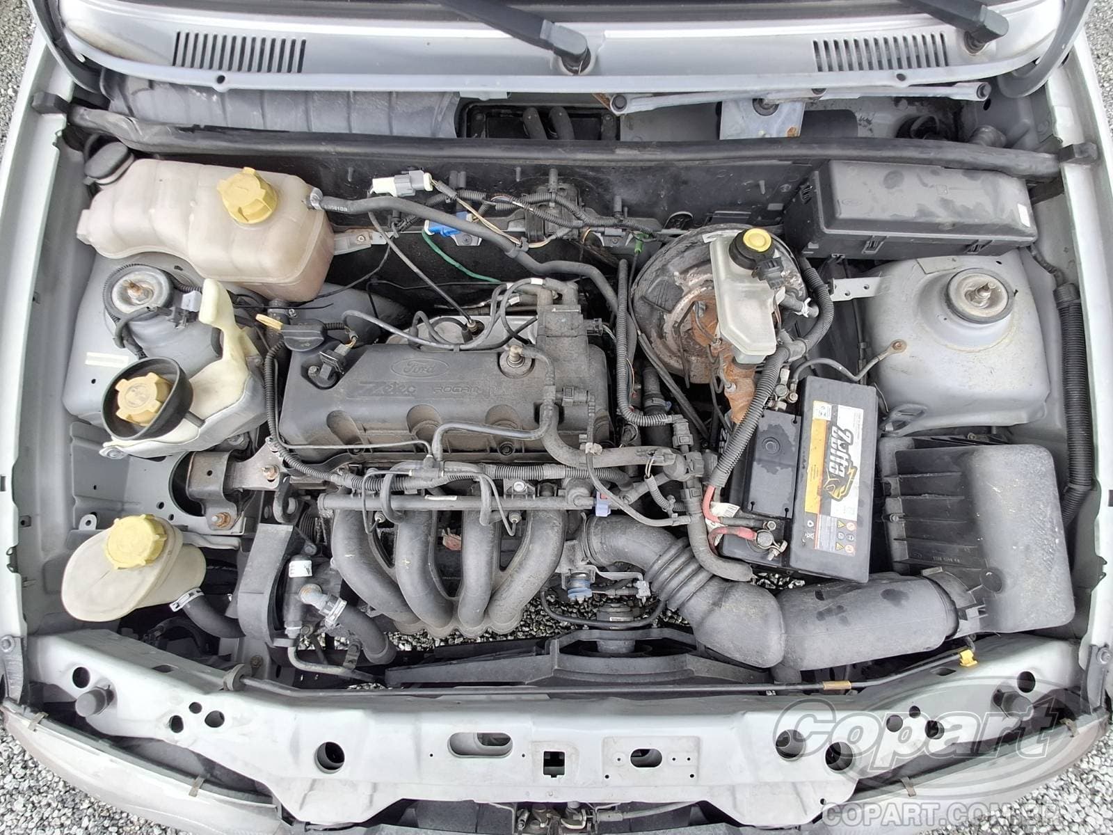 Ford Courier 2013 — foto 7
