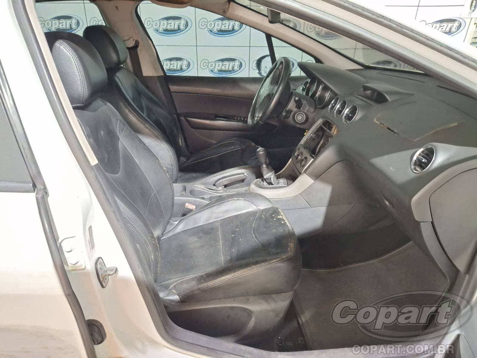 Peugeot 308 2014 — foto 5