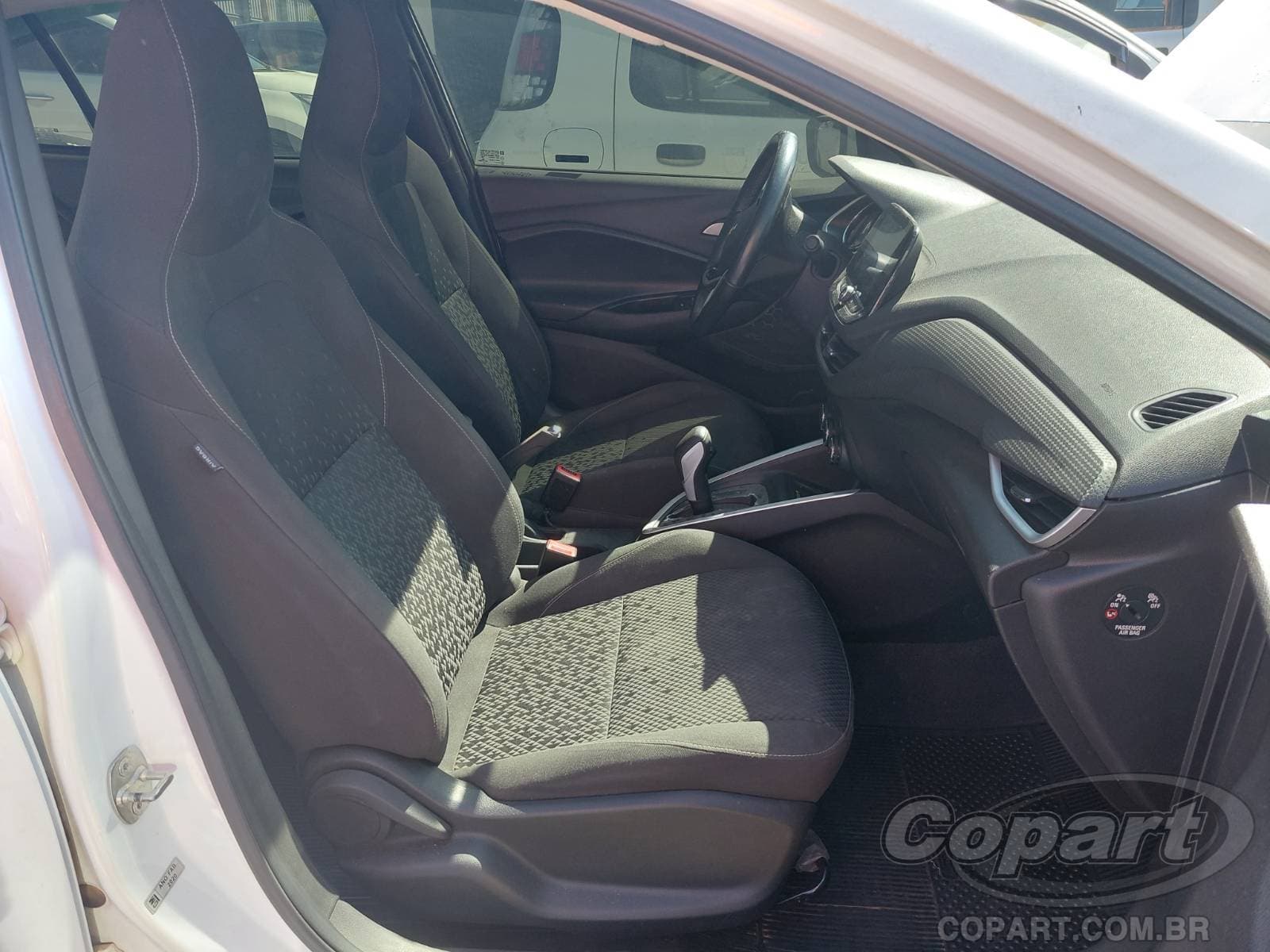 Chevrolet Onix 2020 — foto 5