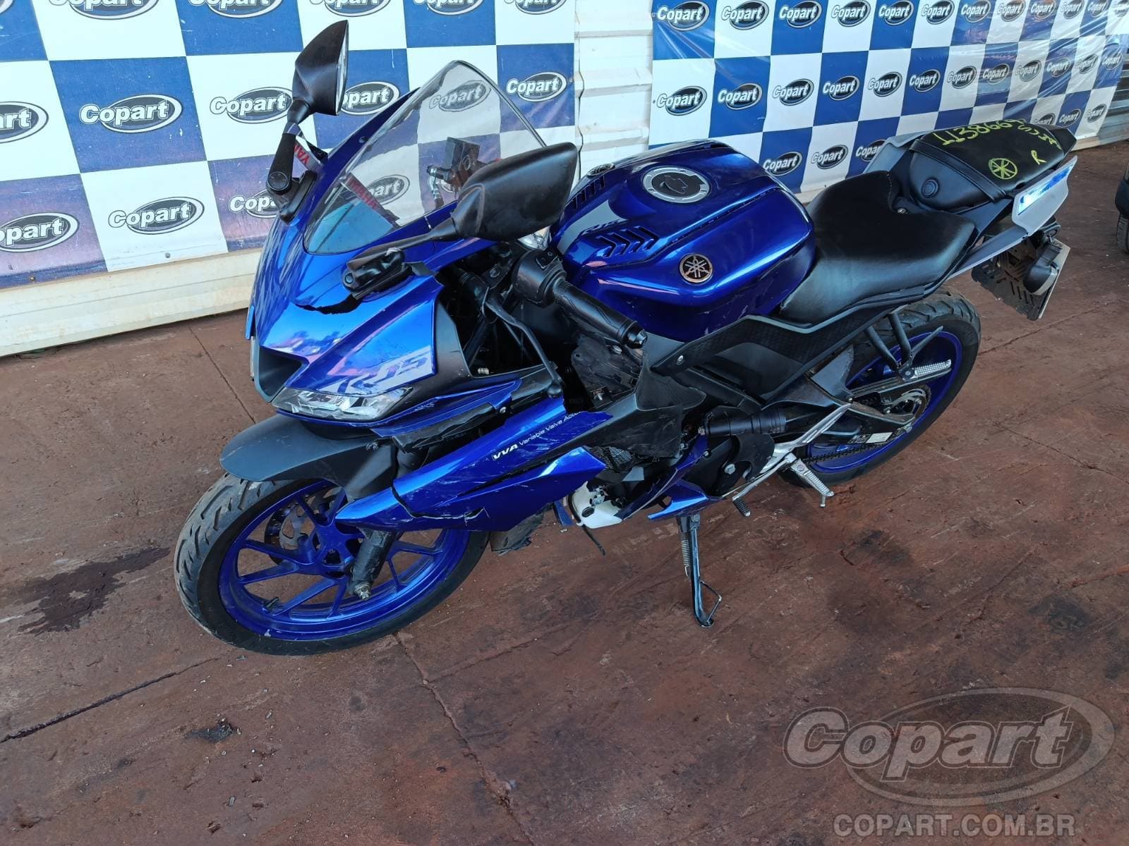 Yamaha YZF R15 2024 — foto 2