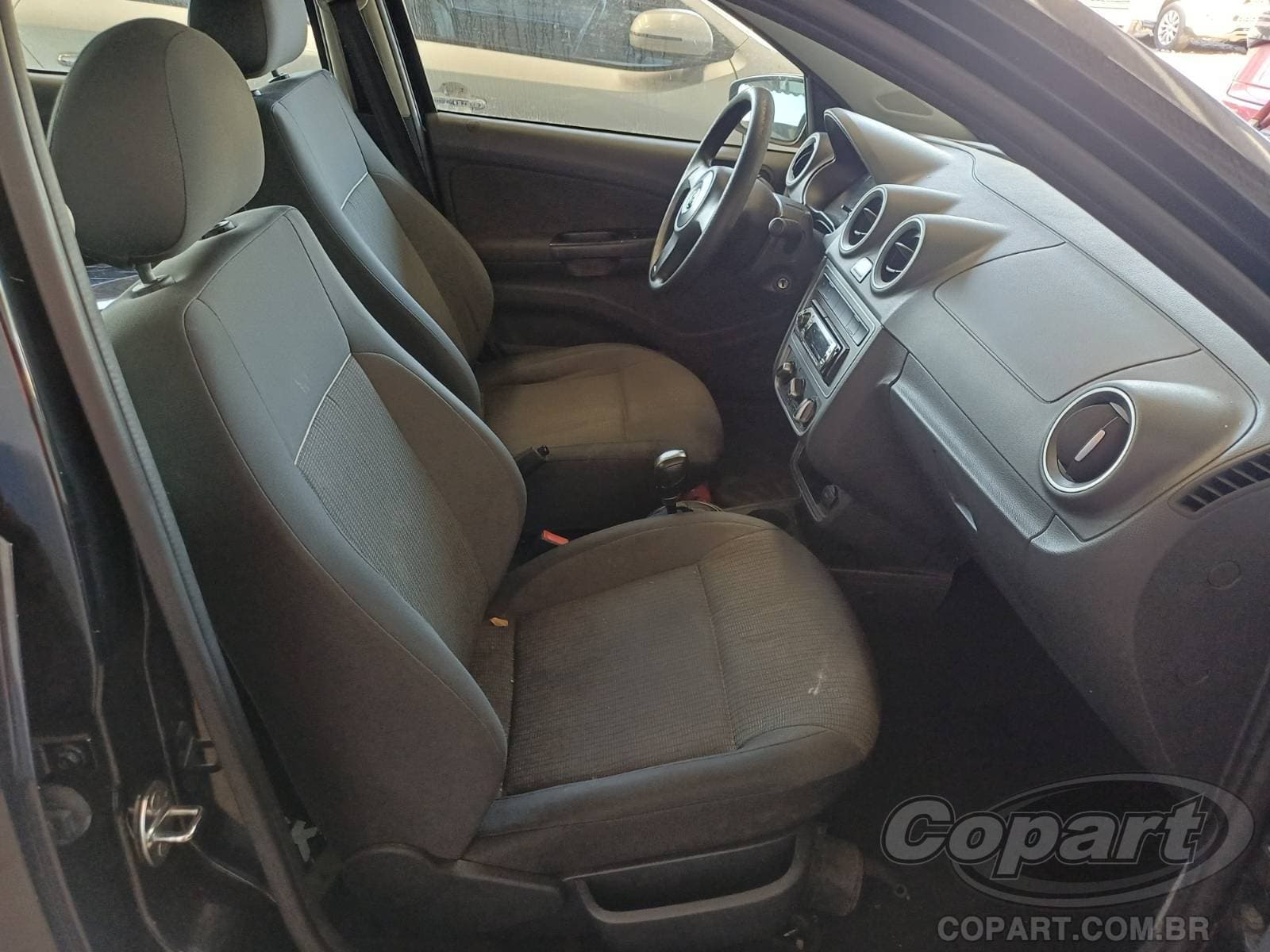 Volkswagen Voyage 2013 — foto 5