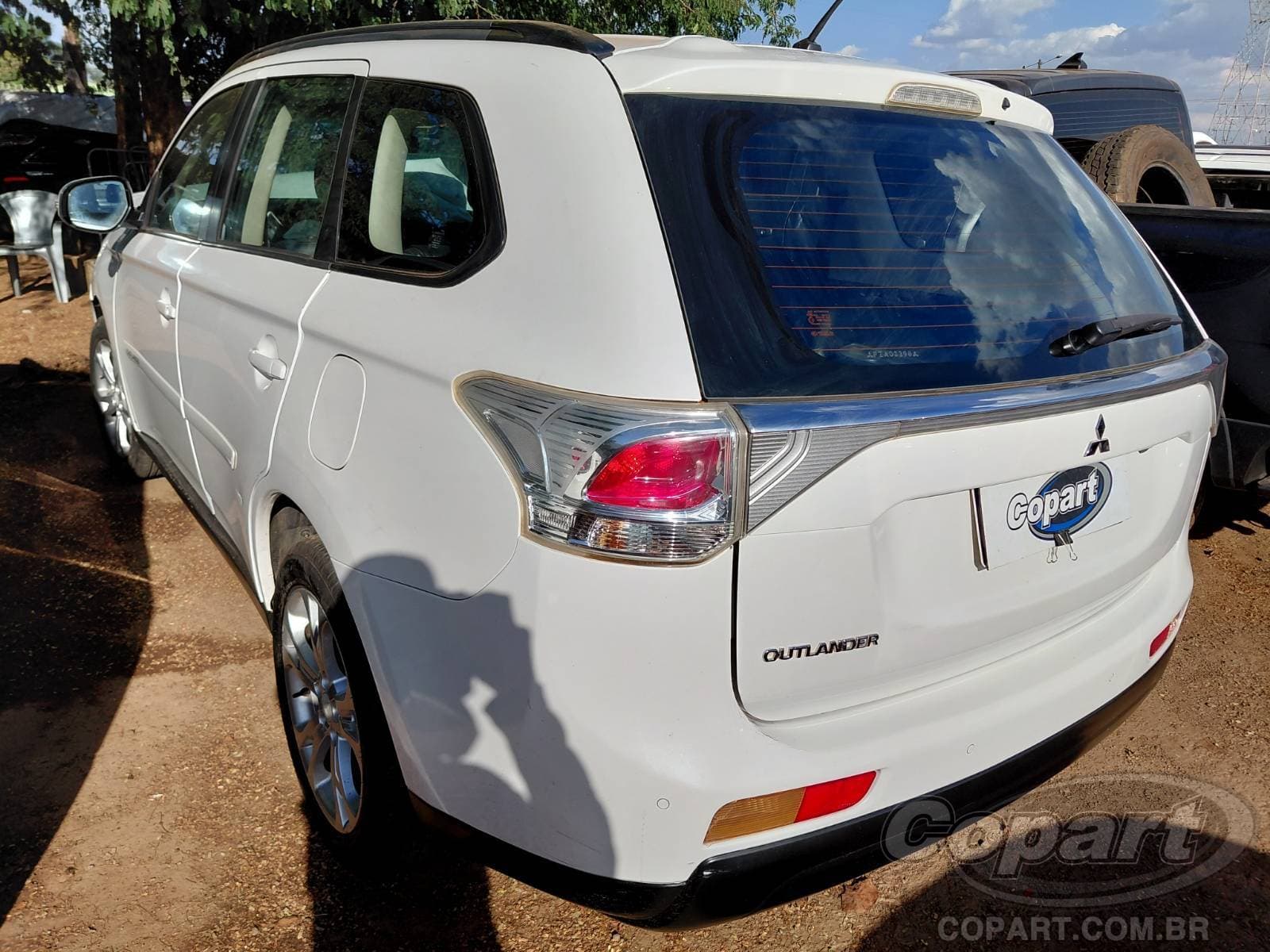 Mitsubishi Outlander 2015 — foto 3