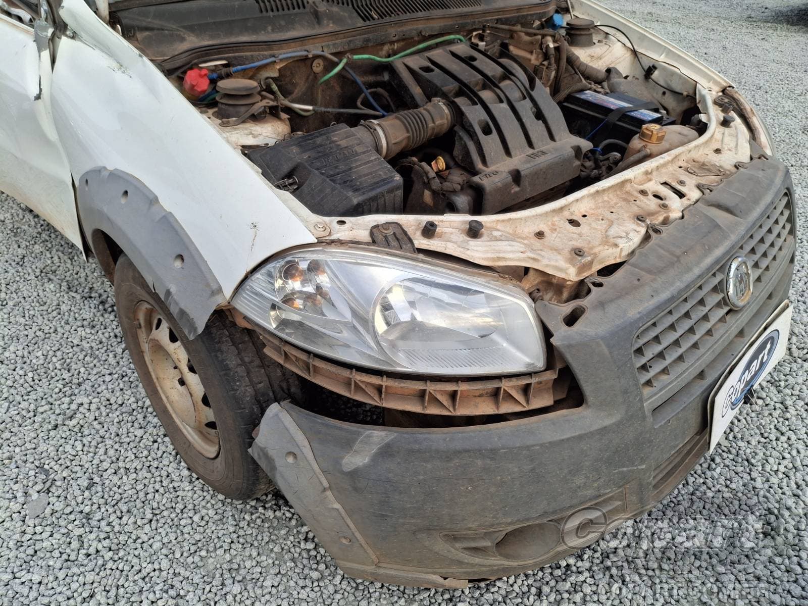 Fiat Strada 2013 — foto 11