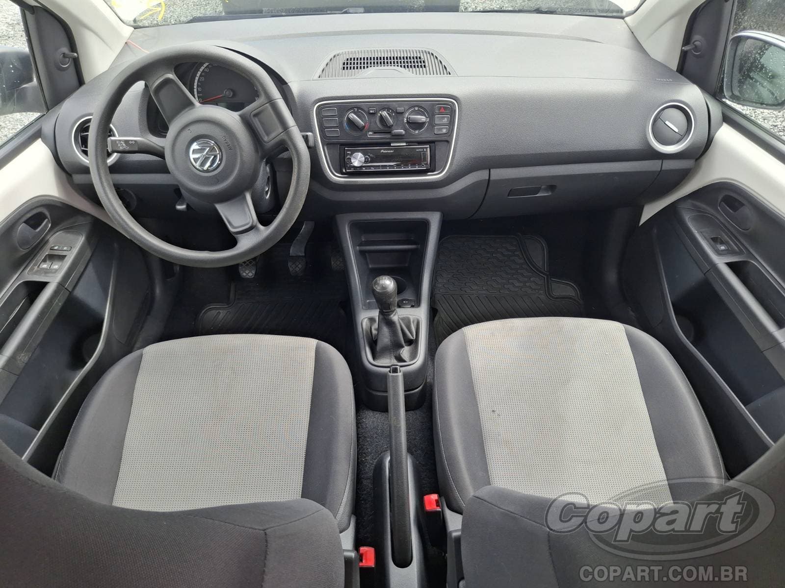 Volkswagen UP 2017 — foto 9