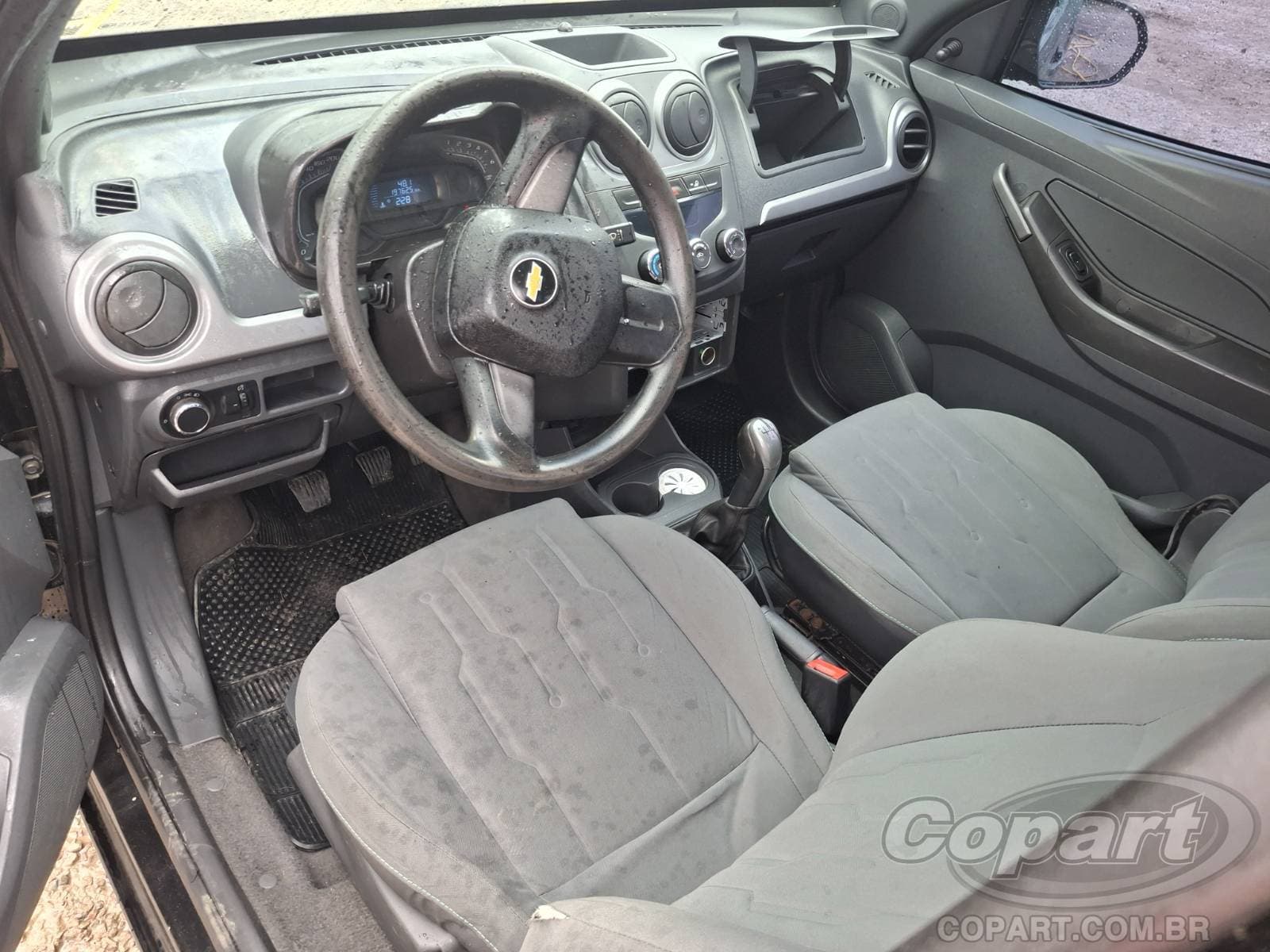 Chevrolet Montana 2013 — foto 9