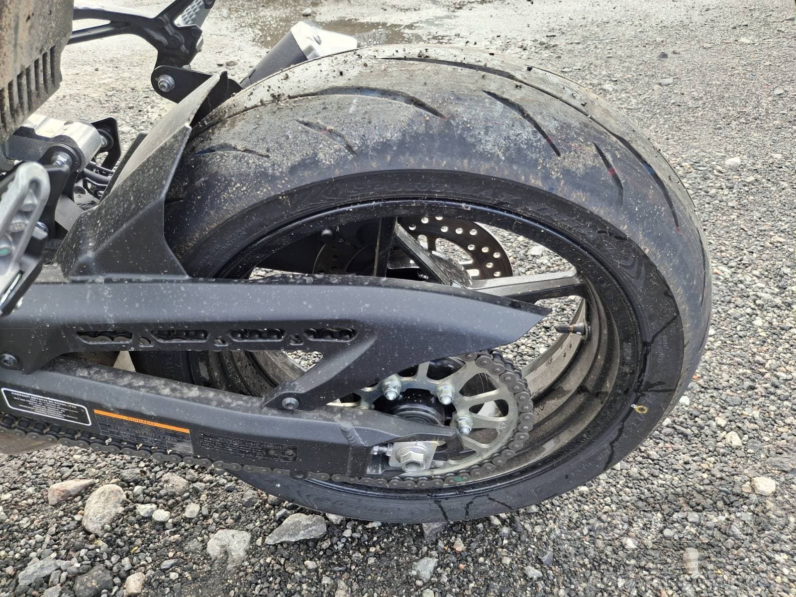 Kawasaki Z900 2026 — foto 8