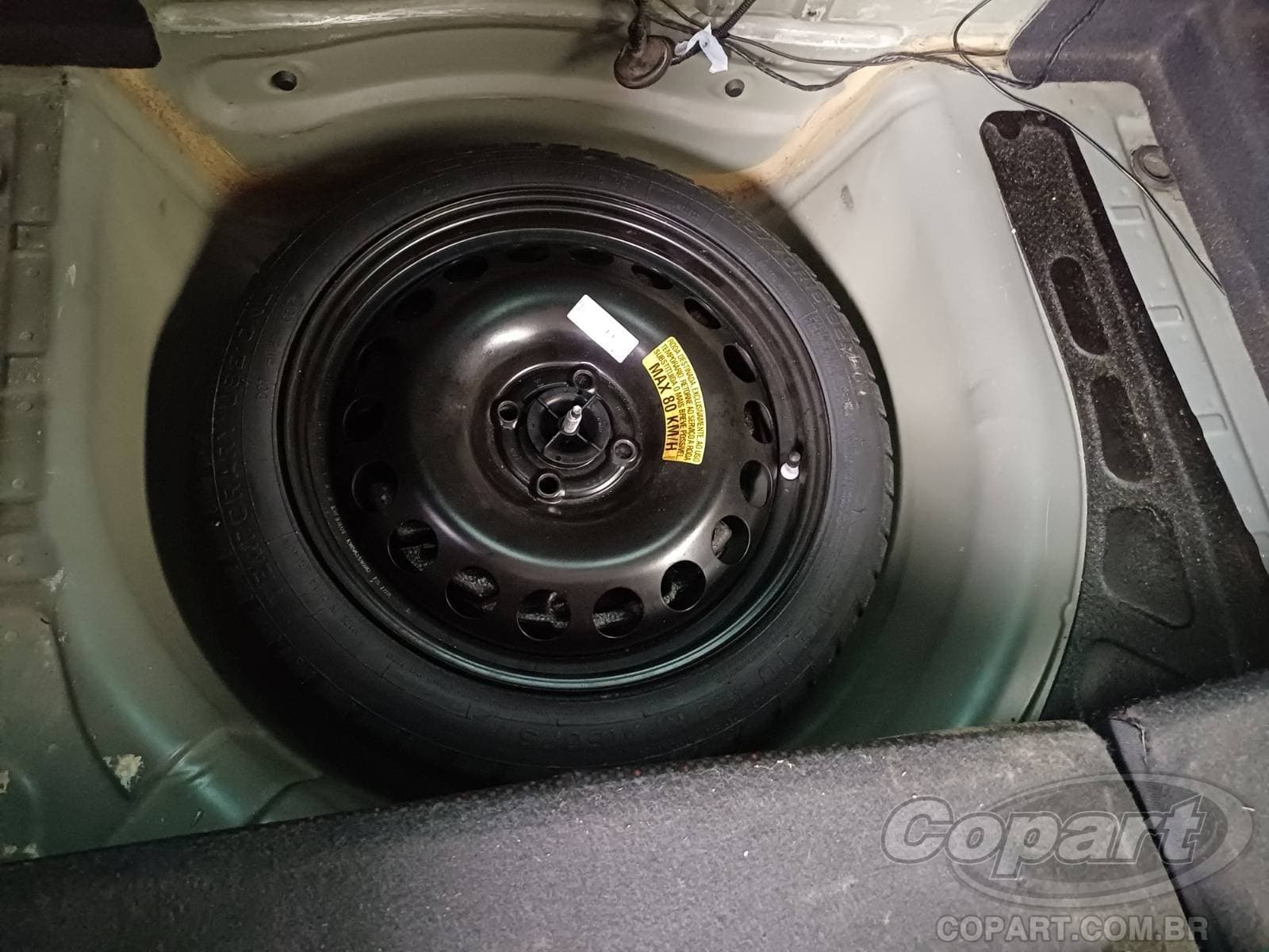 Chevrolet Onix 2015 — foto 10