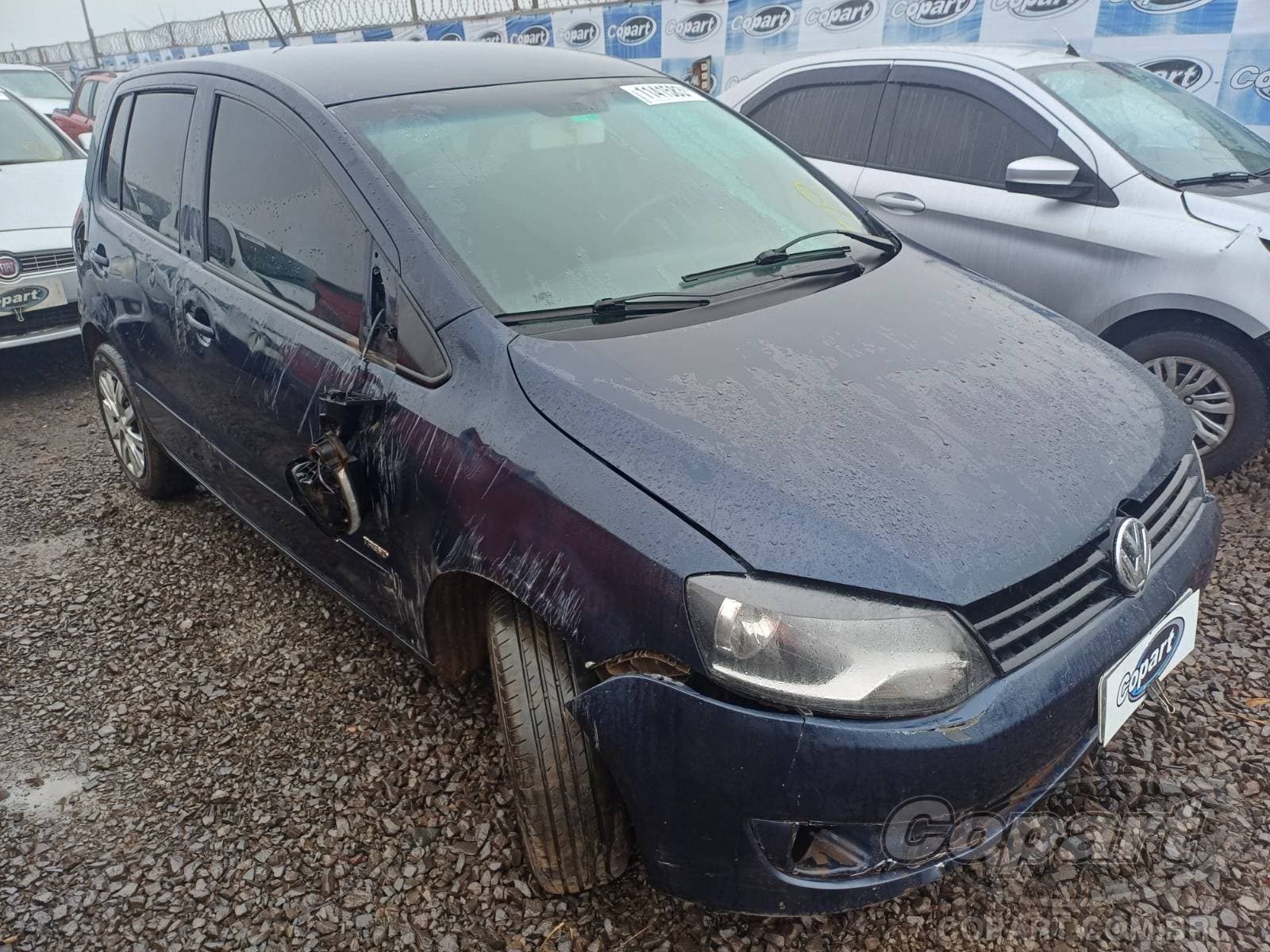 Volkswagen FOX 1.0 TOTAL FLEX 2011