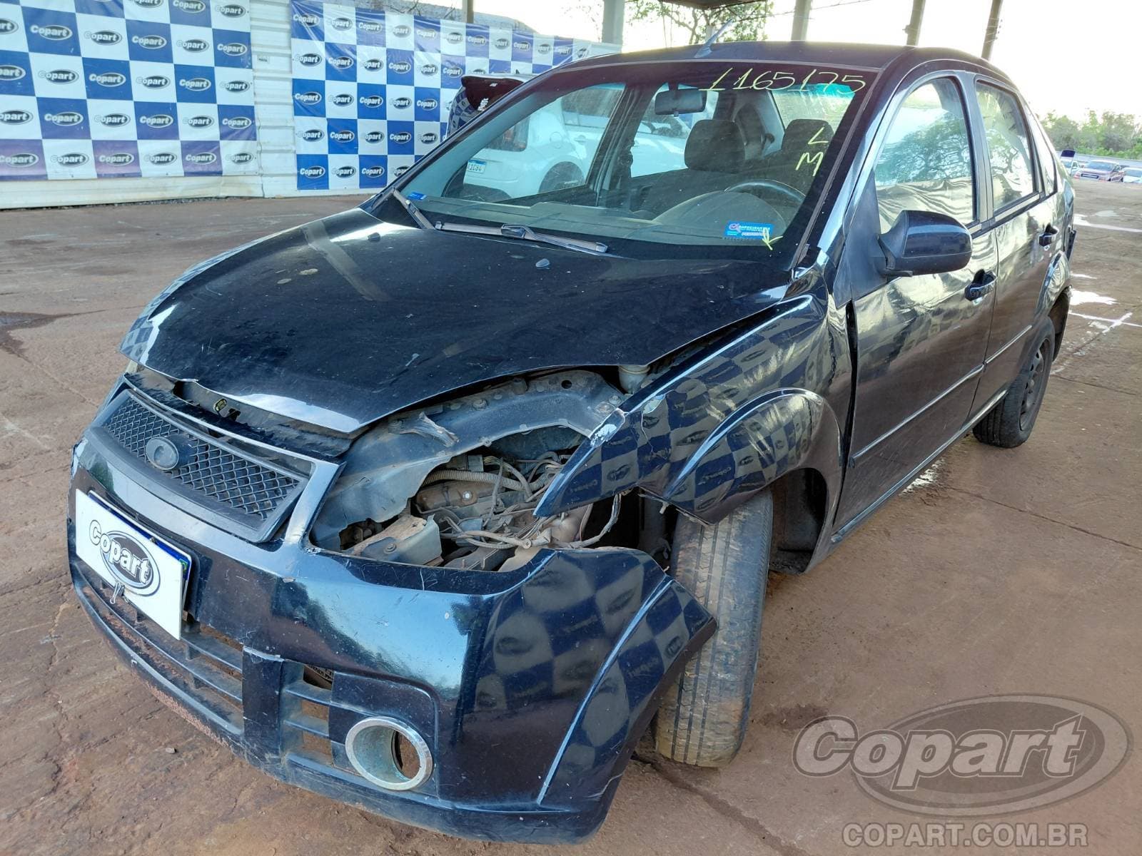 Ford Fiesta Sedan 2008 — foto 2