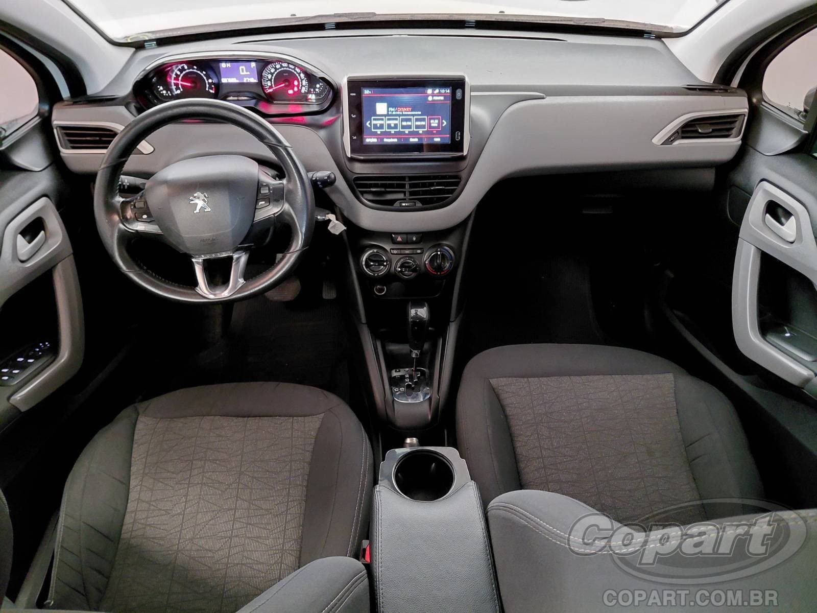 Peugeot 208 2019 — foto 9